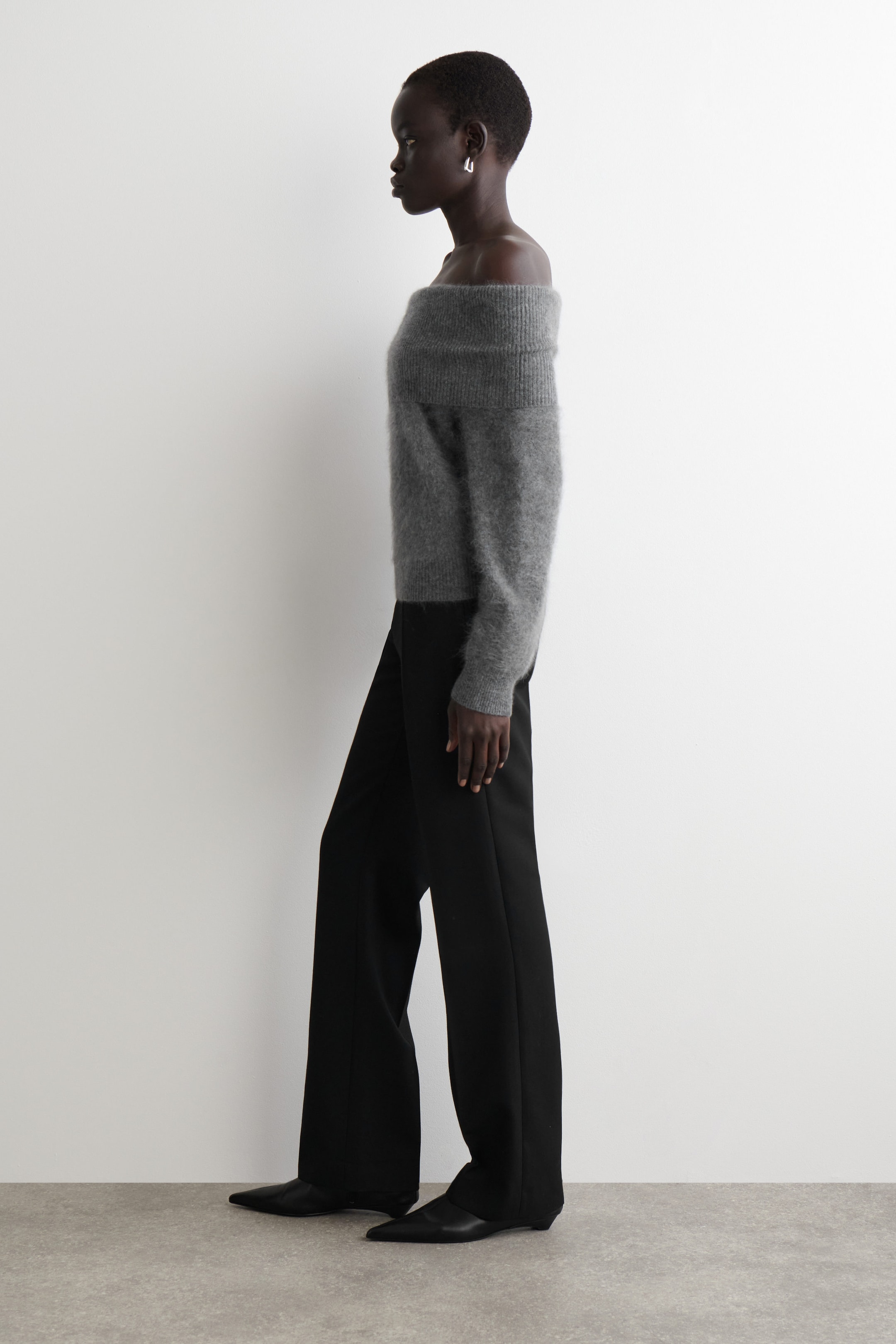 OFF-THE-SHOULDER MERINO WOOL SWEATER