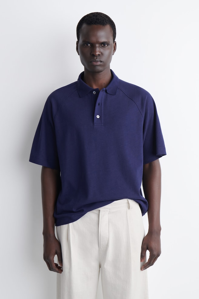 RELAXED COTTON-LINEN POLO SHIRT — NAVY