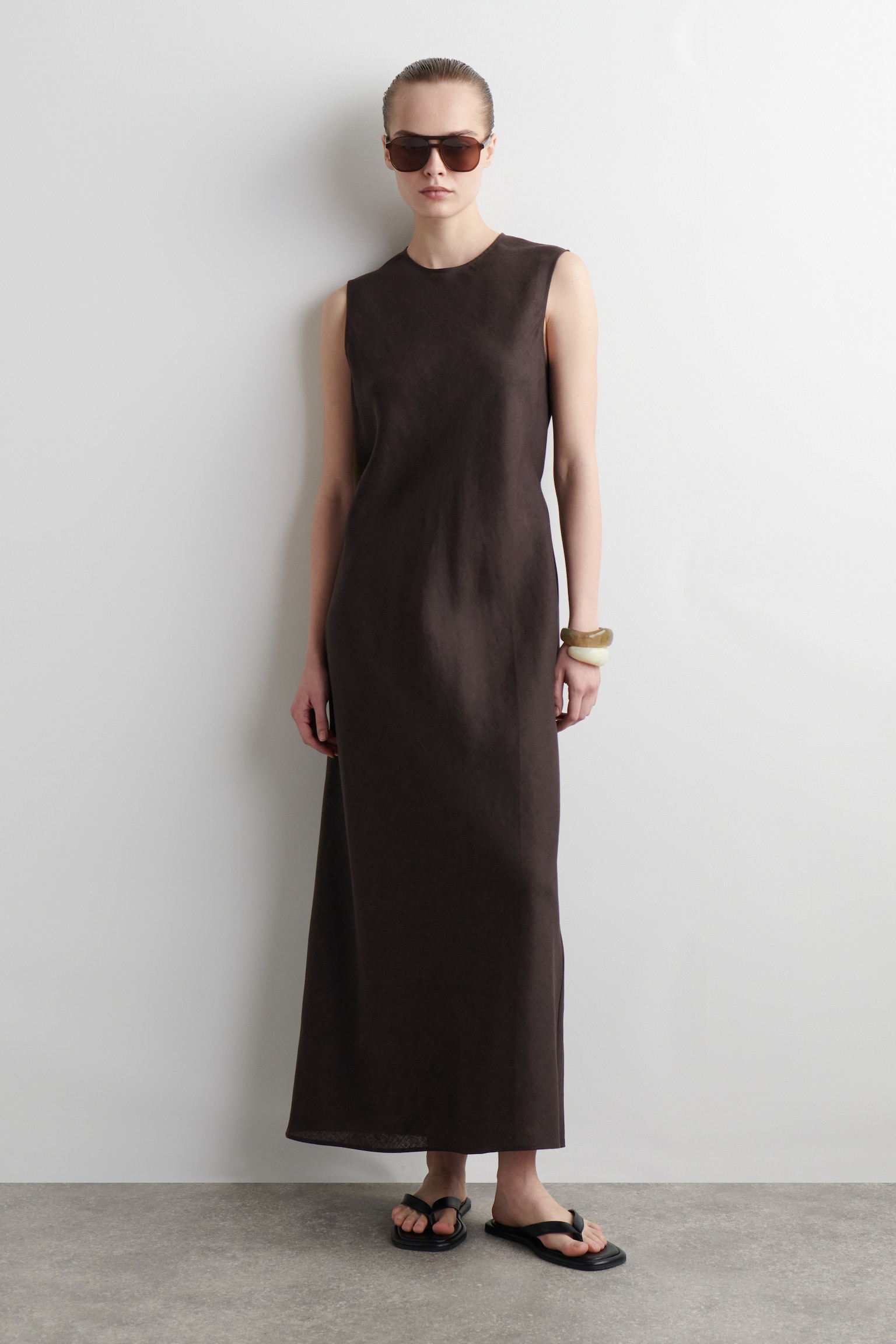 ROBE MIDI COUPÉE EN BIAIS EN LIN MÉLANGÉ - BRUN FONCÉ/Bleu acier