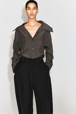 PLEATED BALLOON-LEG PANTS — BLACK 3