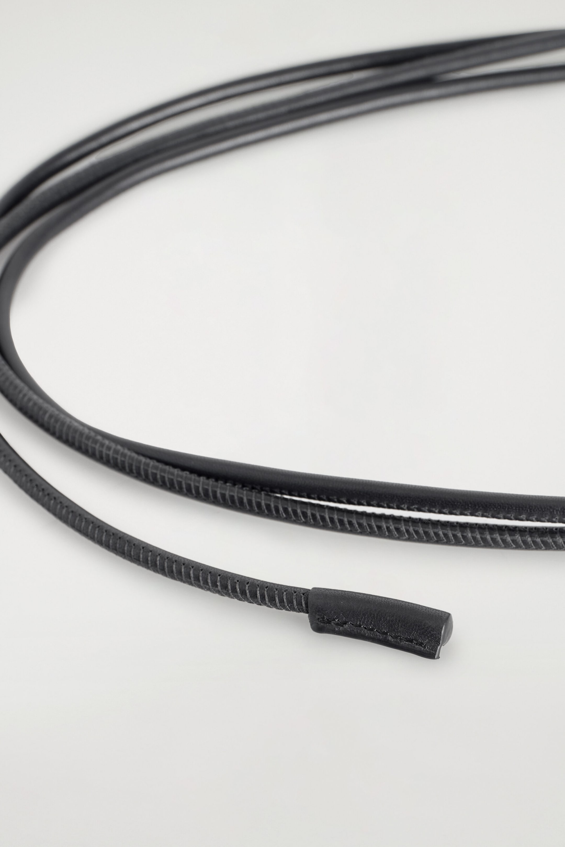 StillMedia/DescriptiveDetail