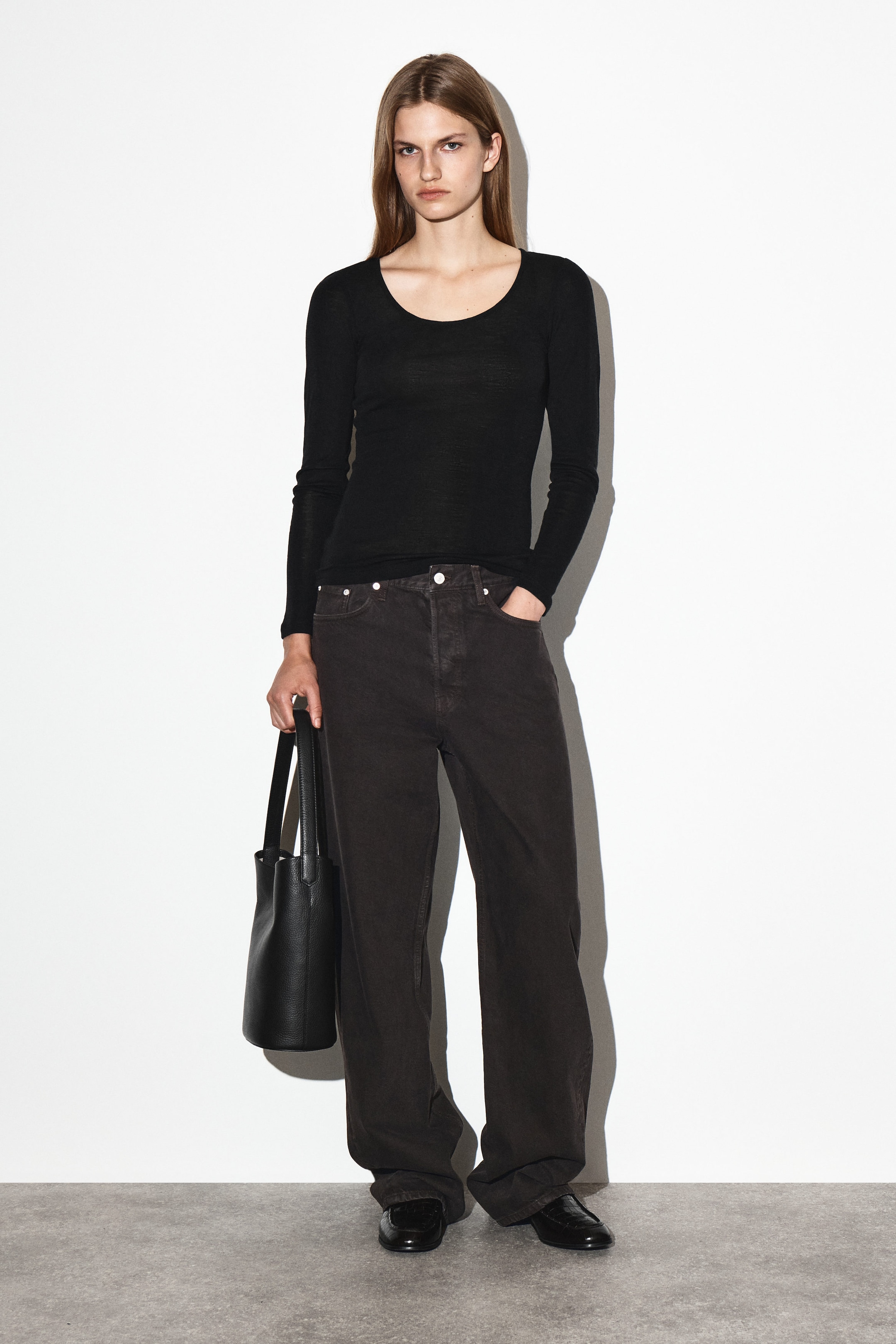 MERINO WOOL SCOOP-NECK TOP