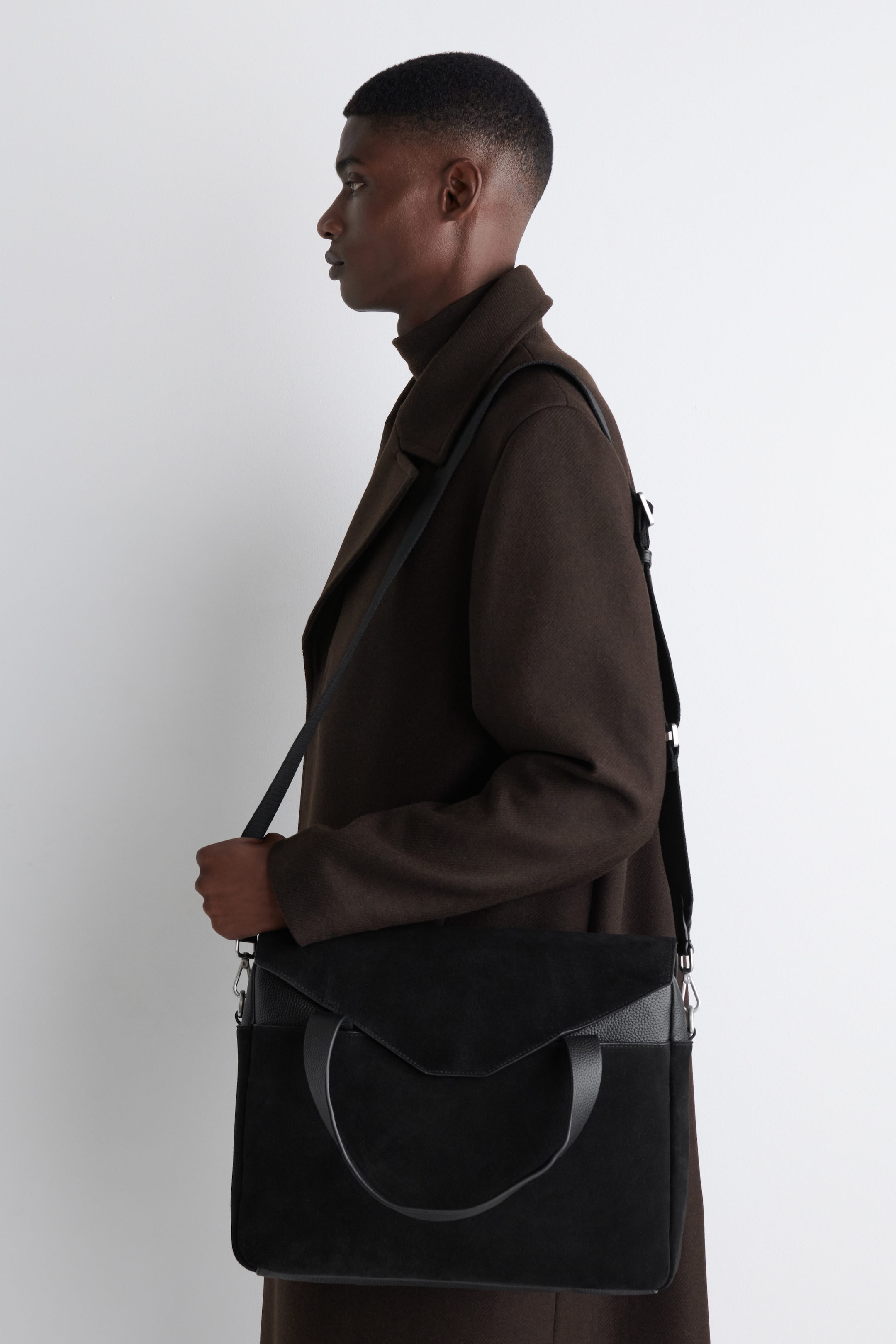 MINIMAL BRIEFCASE - SUEDE