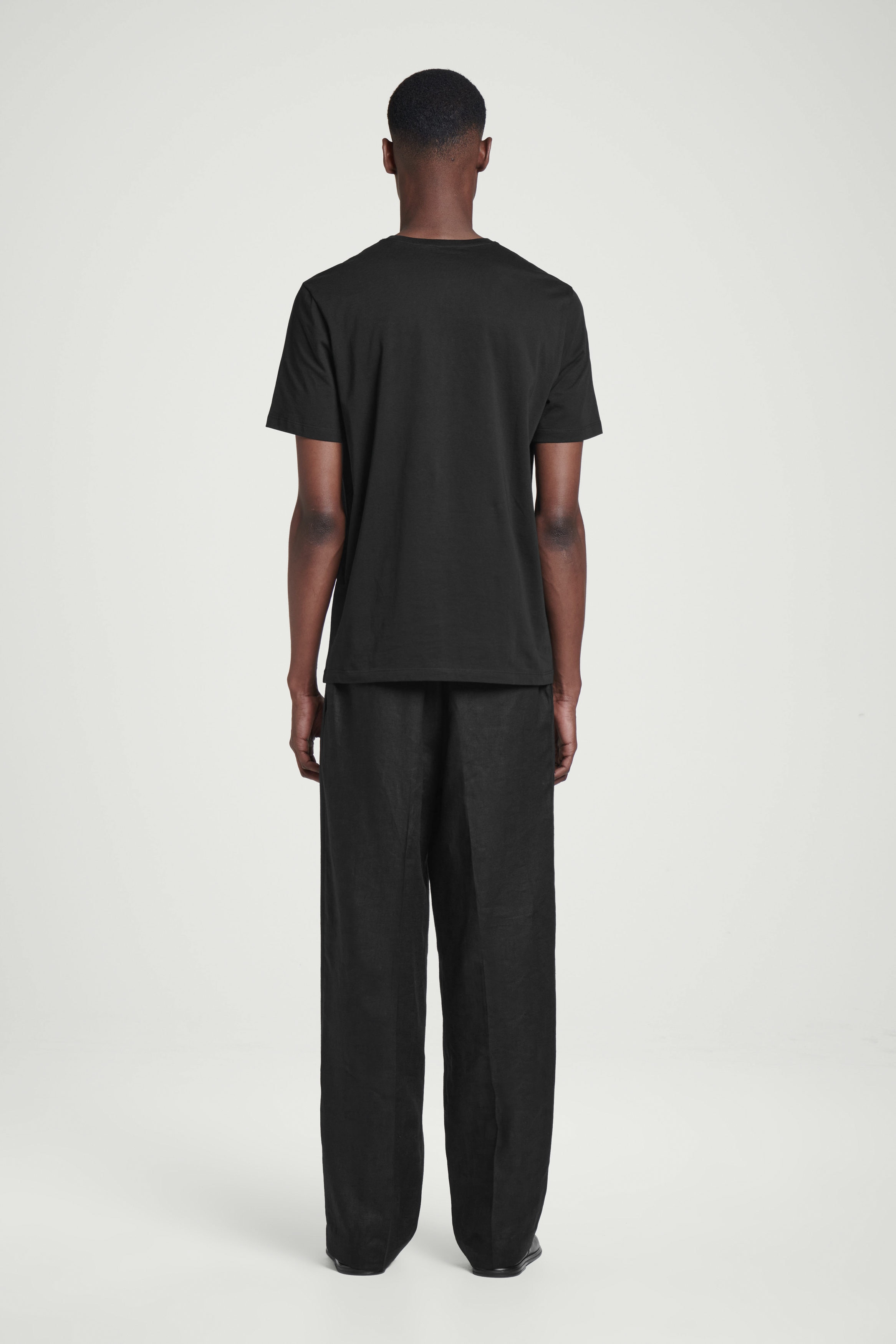 3-PACK COTTON CREW-NECK T-SHIRTS - BLACK | COS 3-PACK COTTON CREW-NECK T-SHIRTS - BLACK | COS