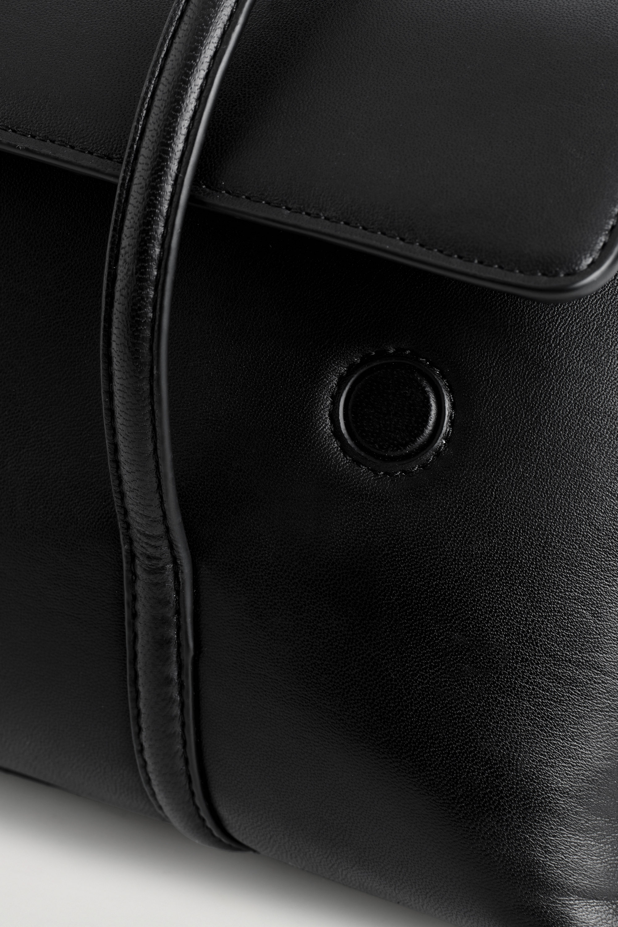 NOUVEAU SHOULDER BAG - LEATHER - BLACK | COS US