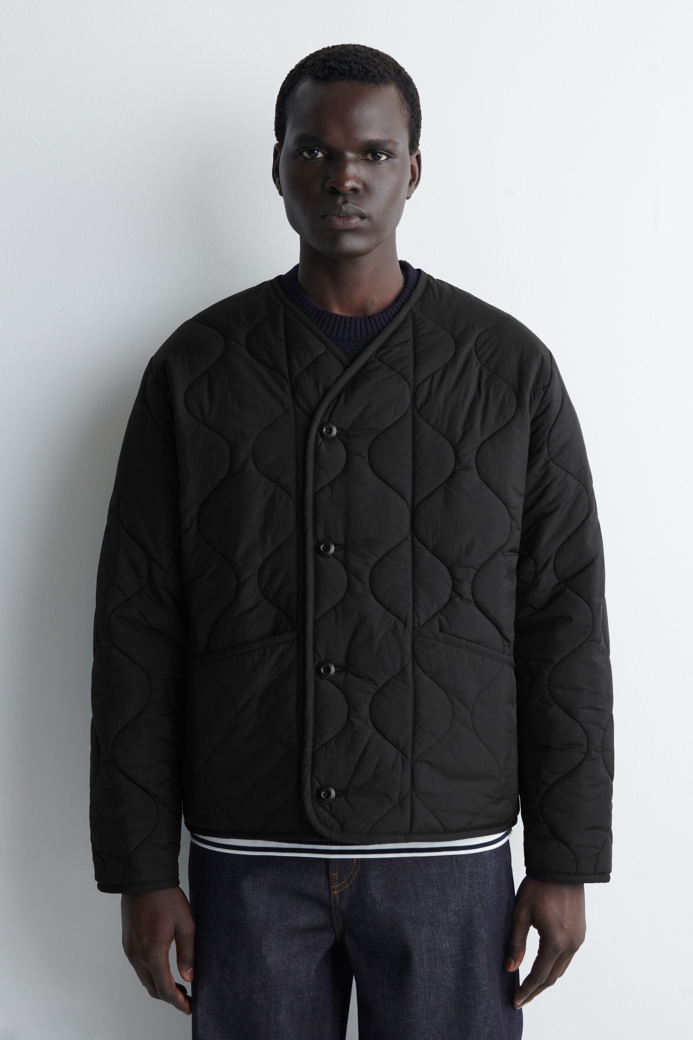 REVERSIBLE QUILTED JACKET - BLACK | COS US