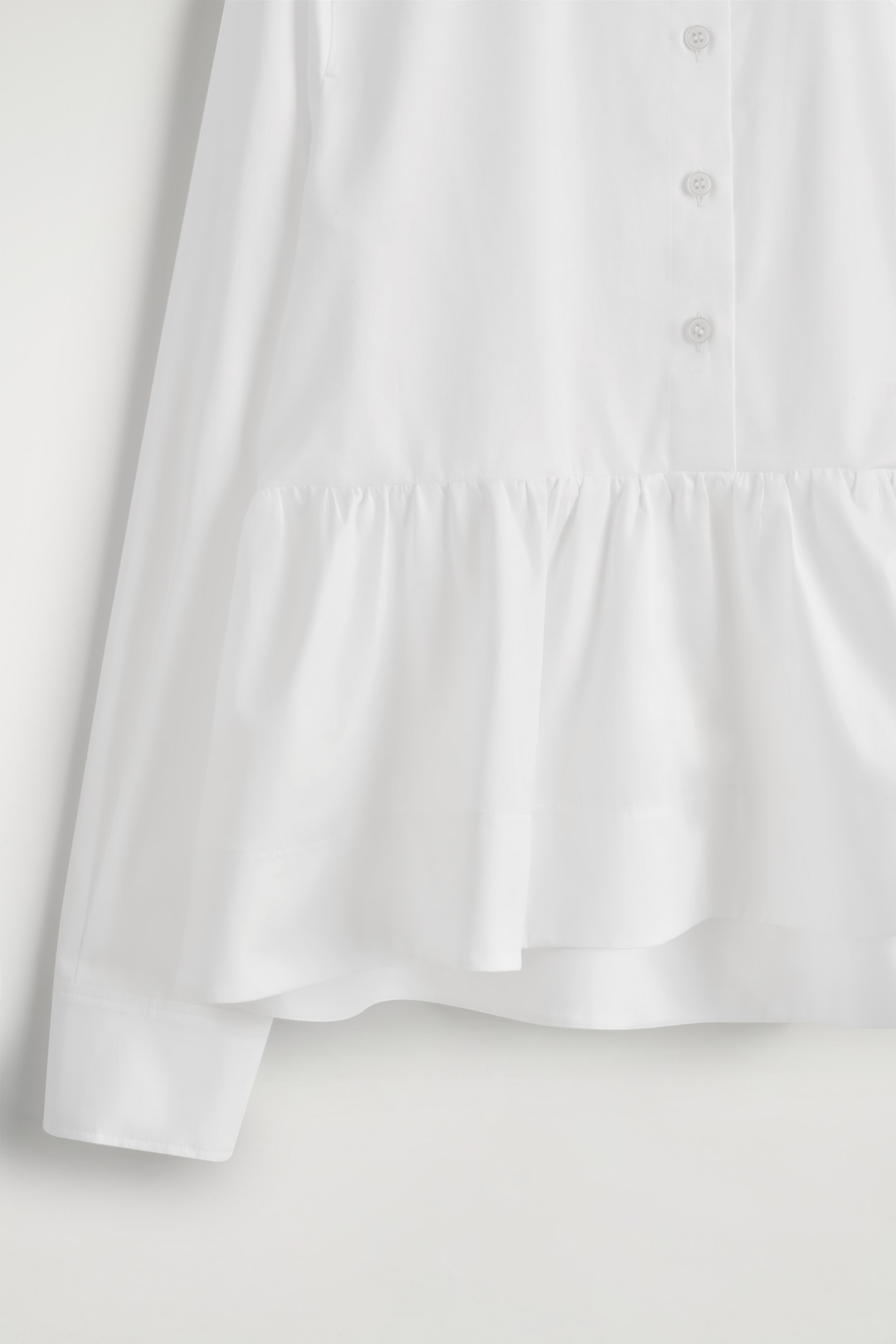 Grösseres Bild ansehen: BAUMWOLLHEMD MIT SCHÖSSCHEN - WEISS - DAMEN | H&M CH 7