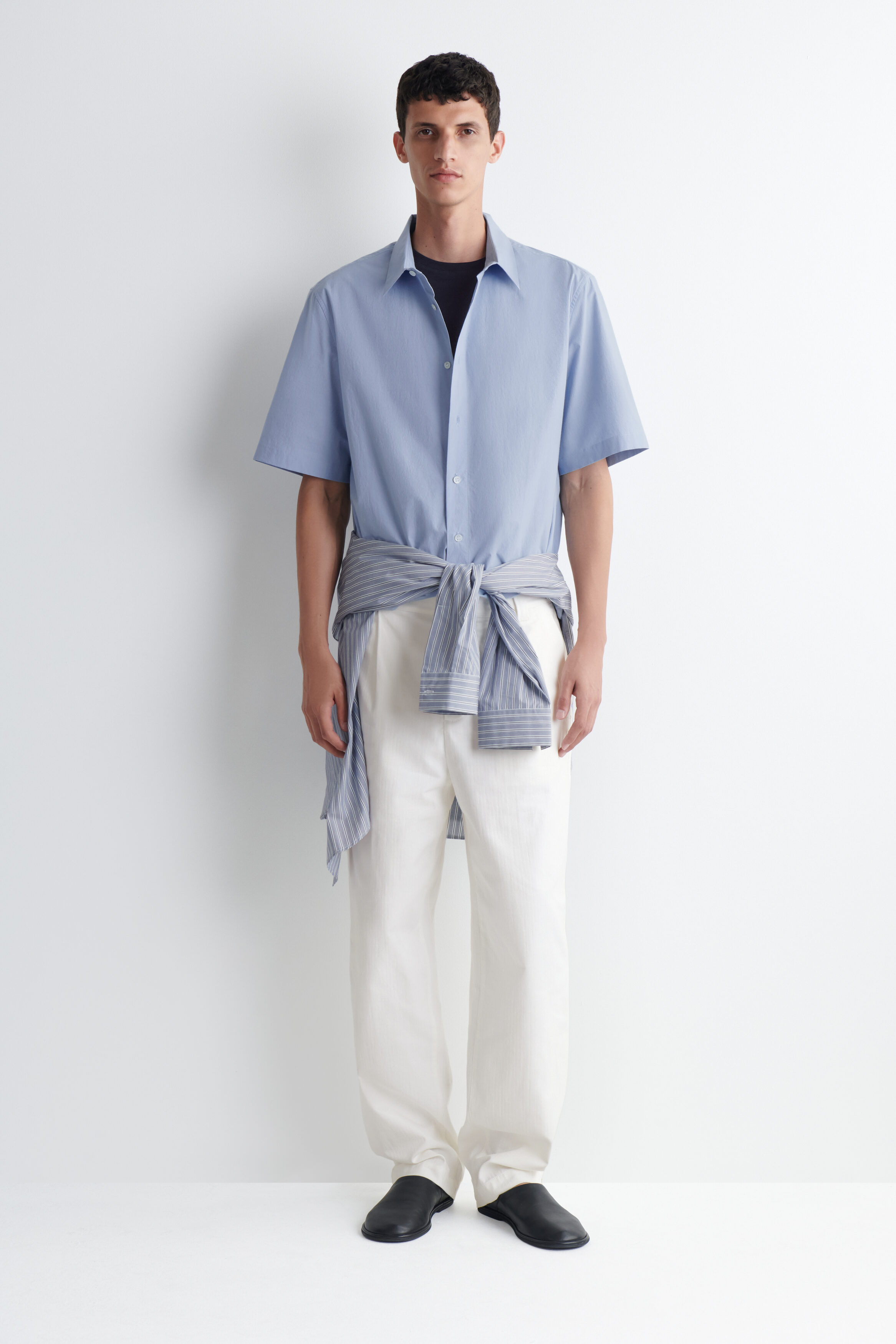 RELAXED COTTON SHORT-SLEEVED SHIRT - thumbnail 4