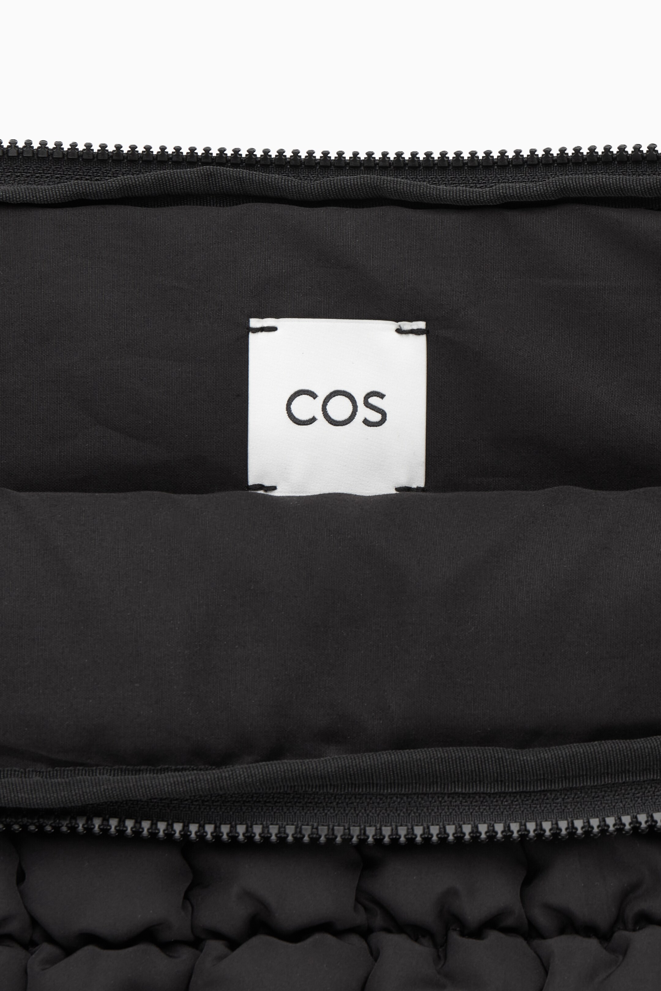 Vis større bilde: QUILTED LAPTOP CASE - BLACK - DAME | H&M NO 2