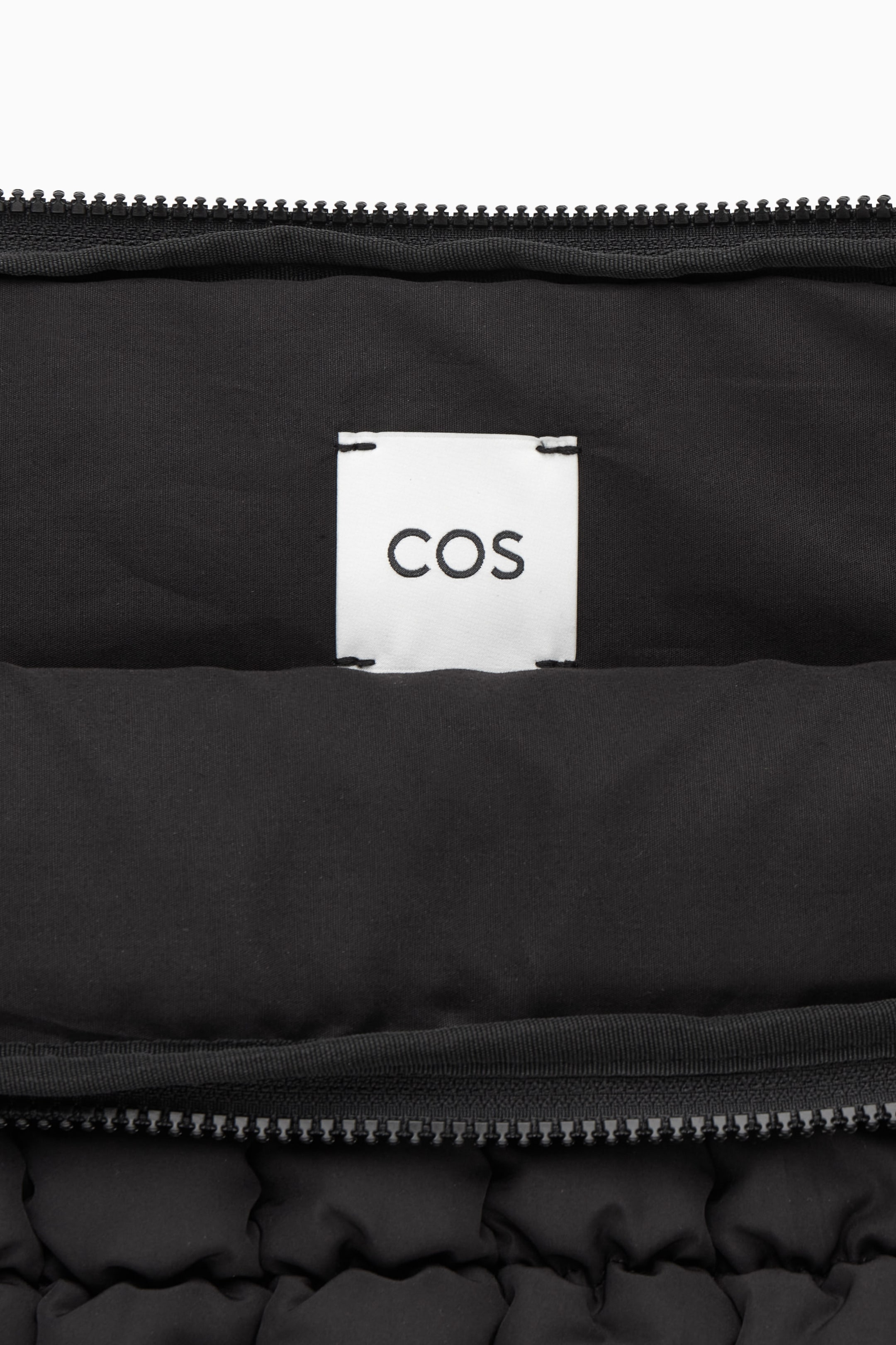 StillMedia/DescriptiveDetail