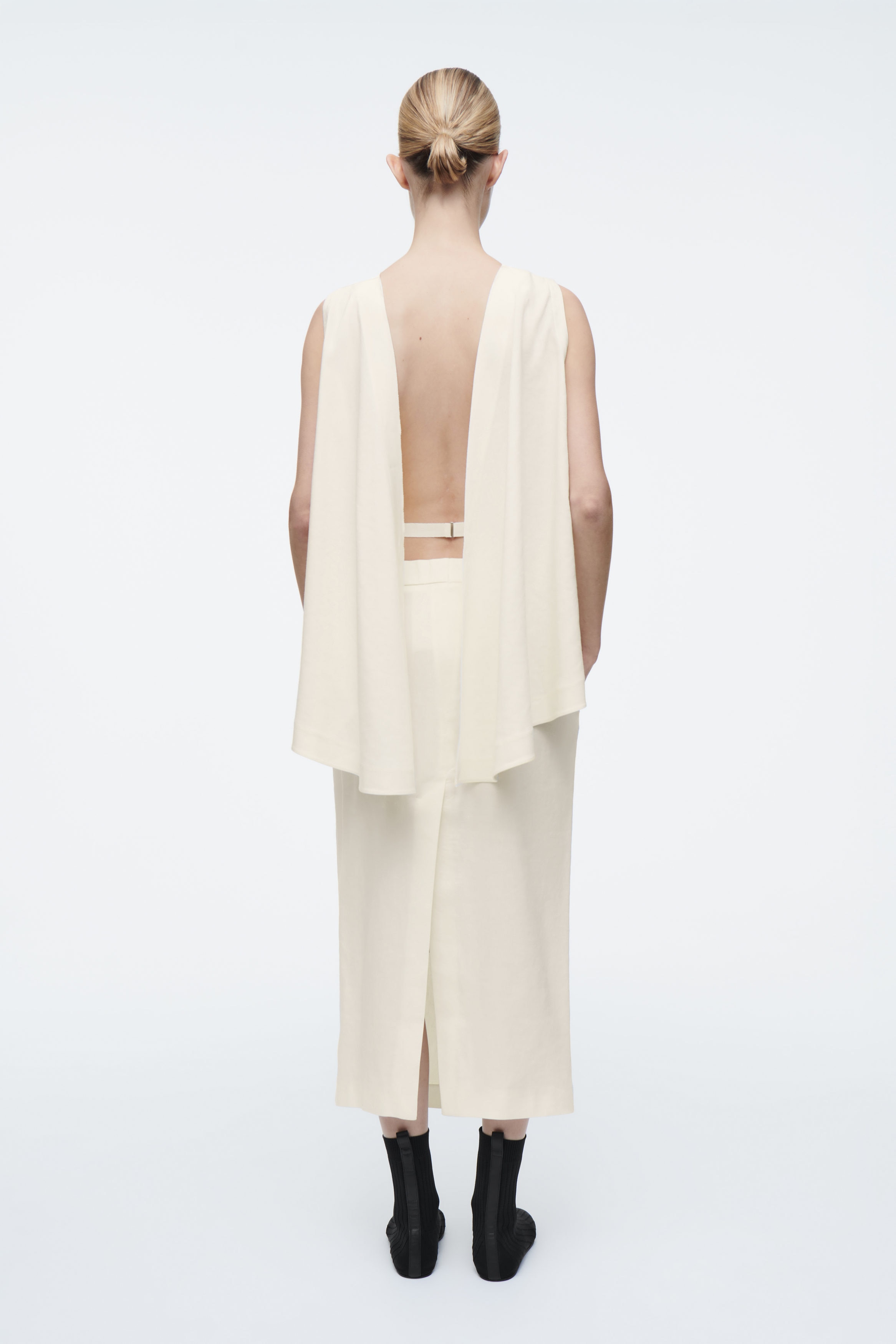 DECONSTRUCTED OPEN-BACK TOP - ECRU | COS