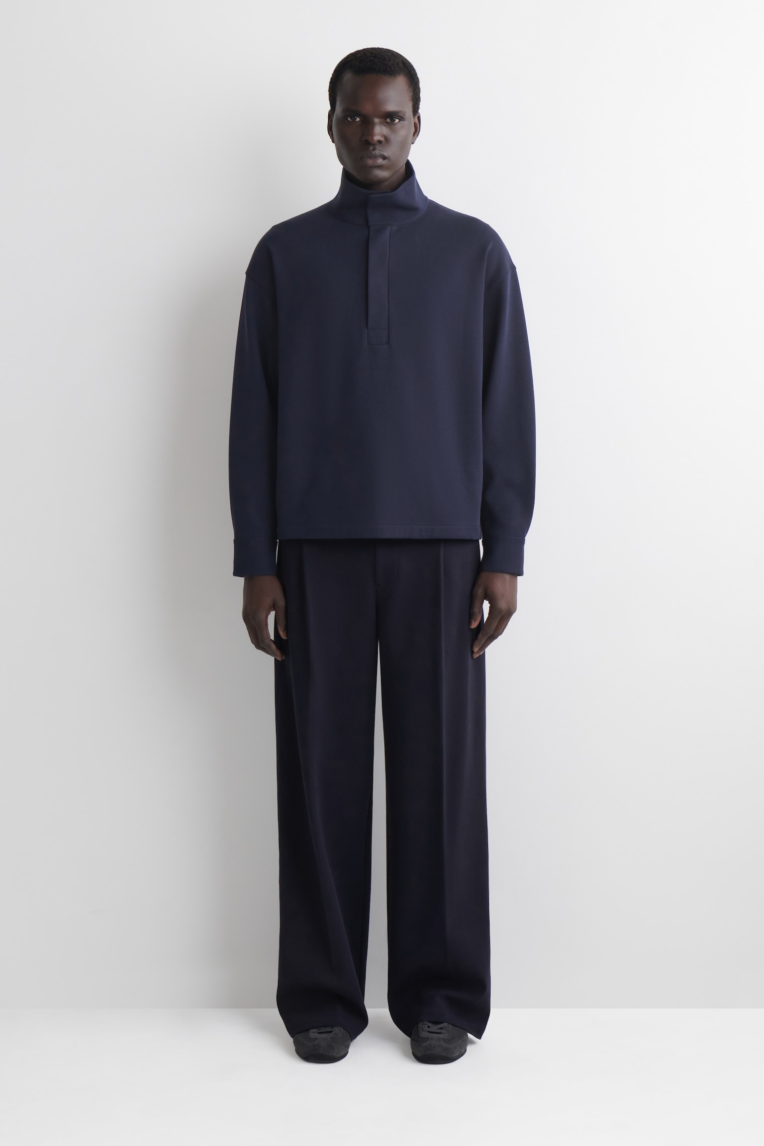 FUNNEL-NECK ZIP-UP SWEATSHIRT - NAVY - 8