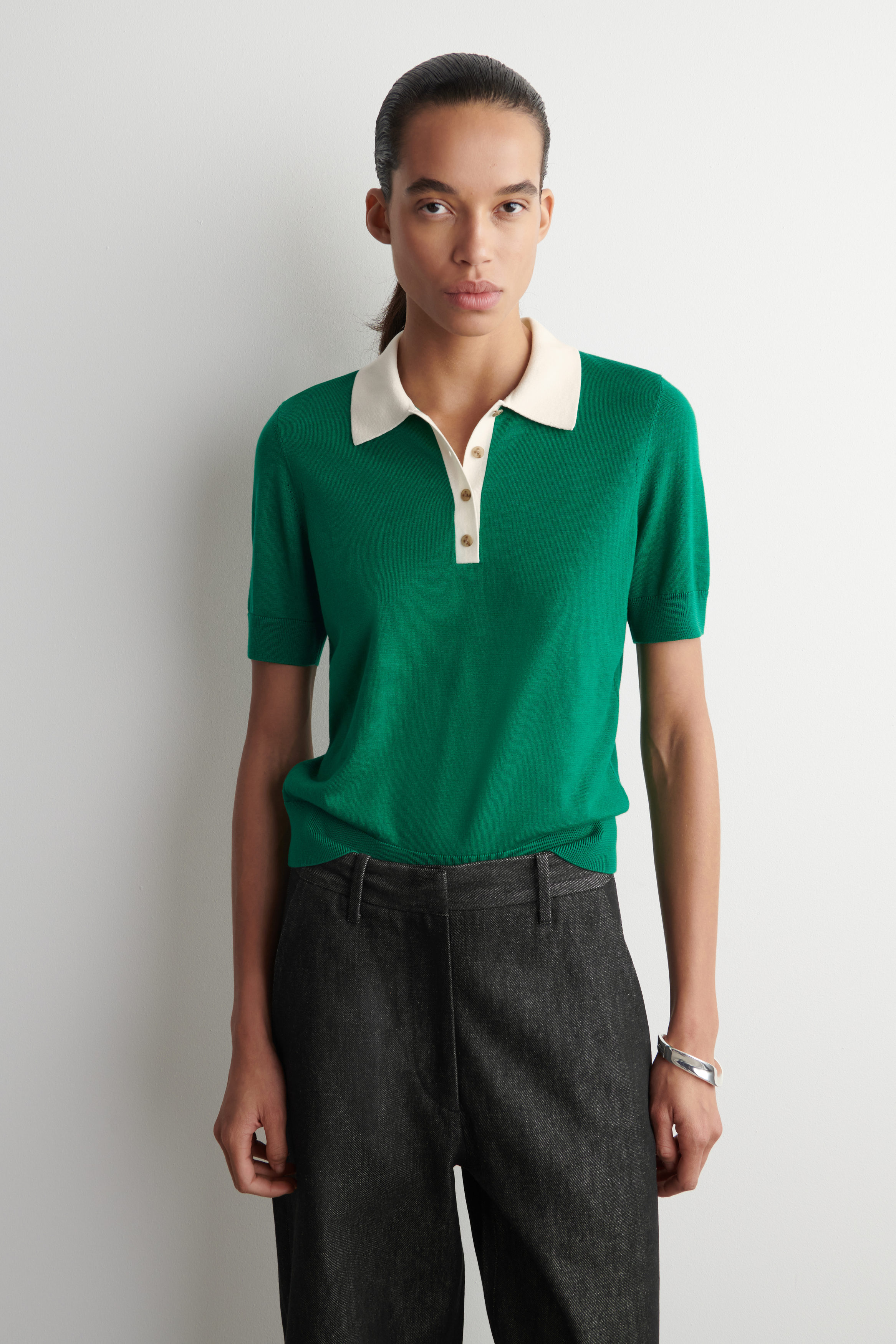 SHRUNKEN WOOL-BLEND POLO SHIRT - GREEN / WHITE | COS US