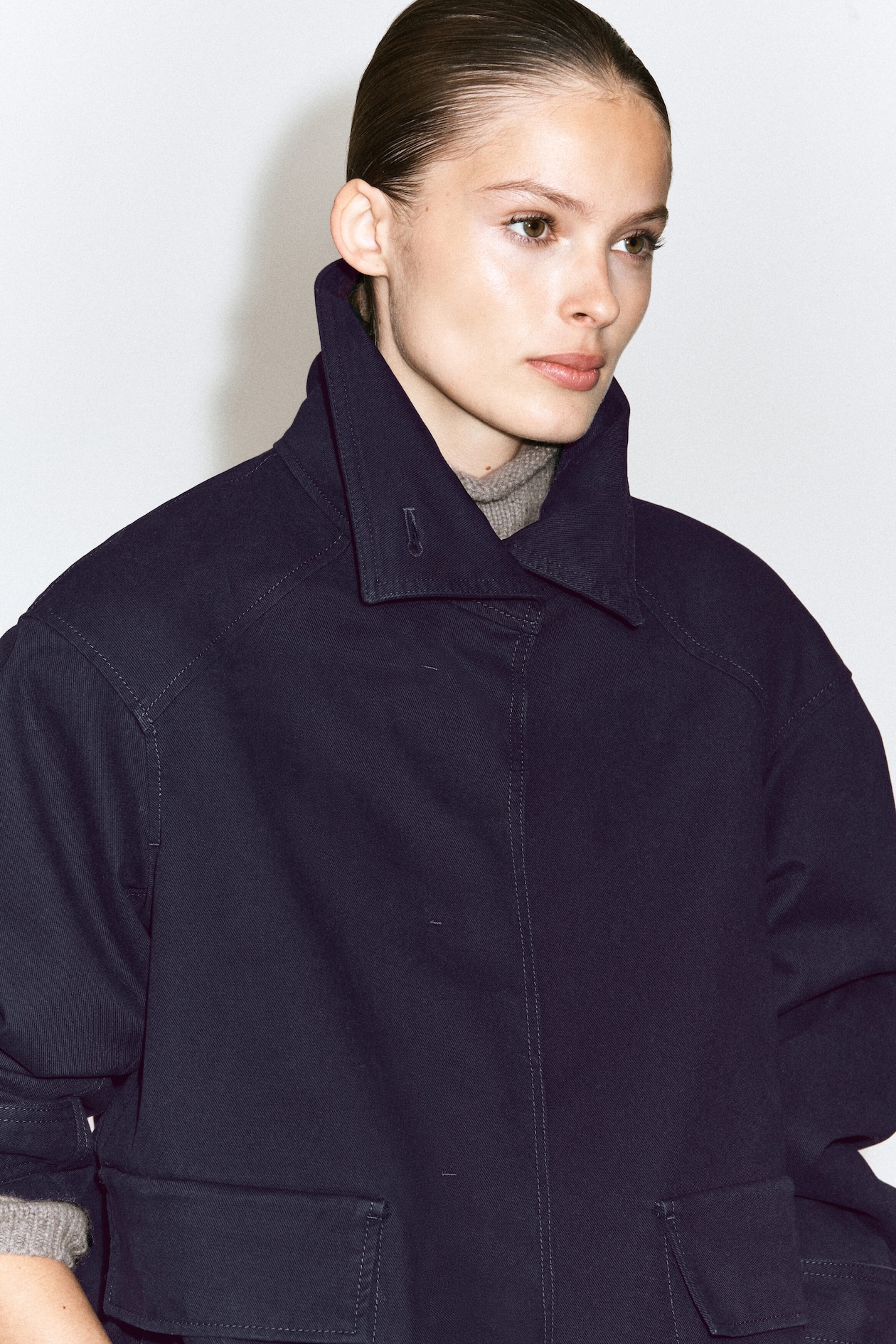 COTTON-TWILL MOCK-NECK JACKET — NAVY