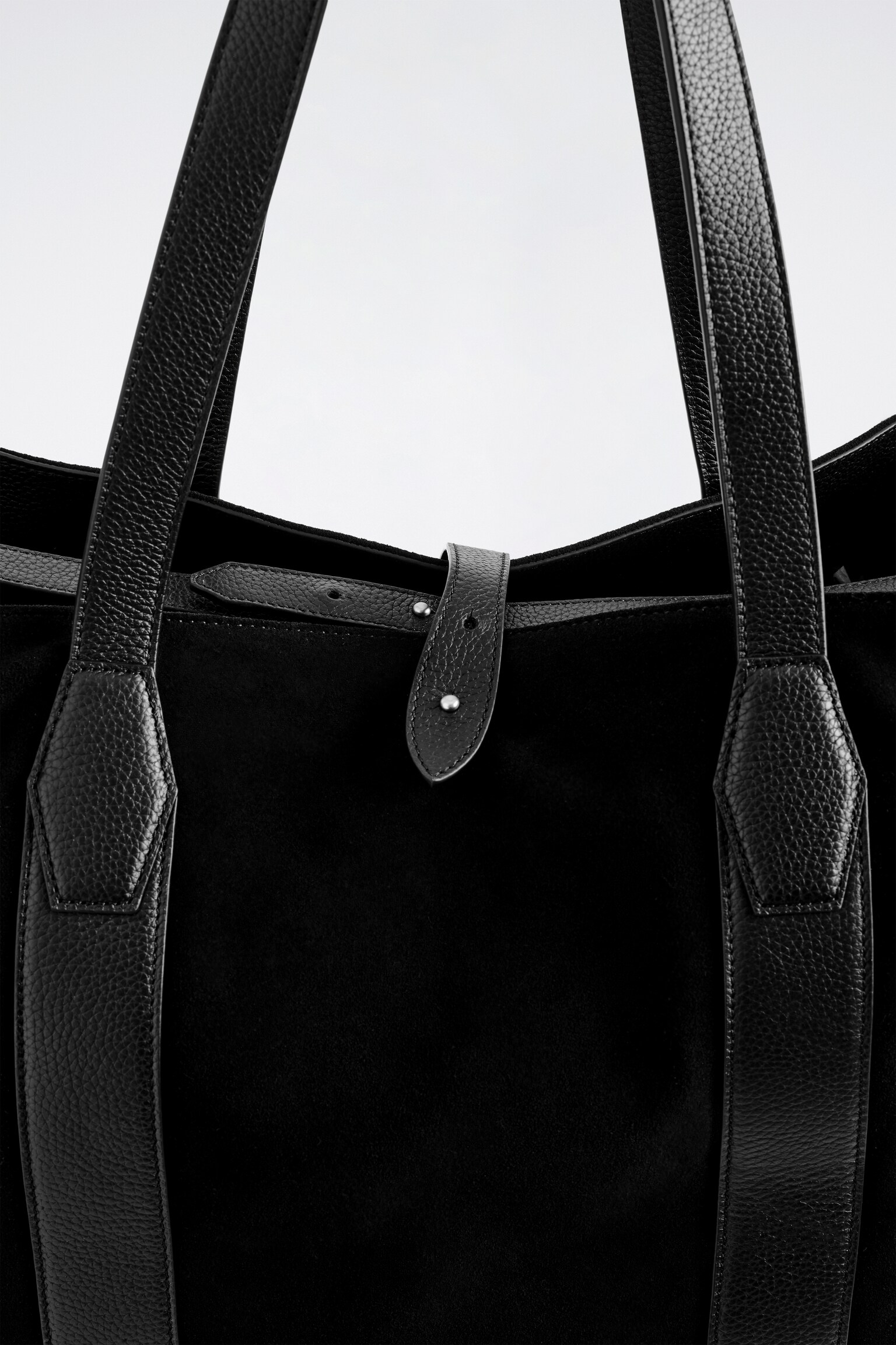 WEEKENDER TOTE BAG - SUEDE - BLACK - 4