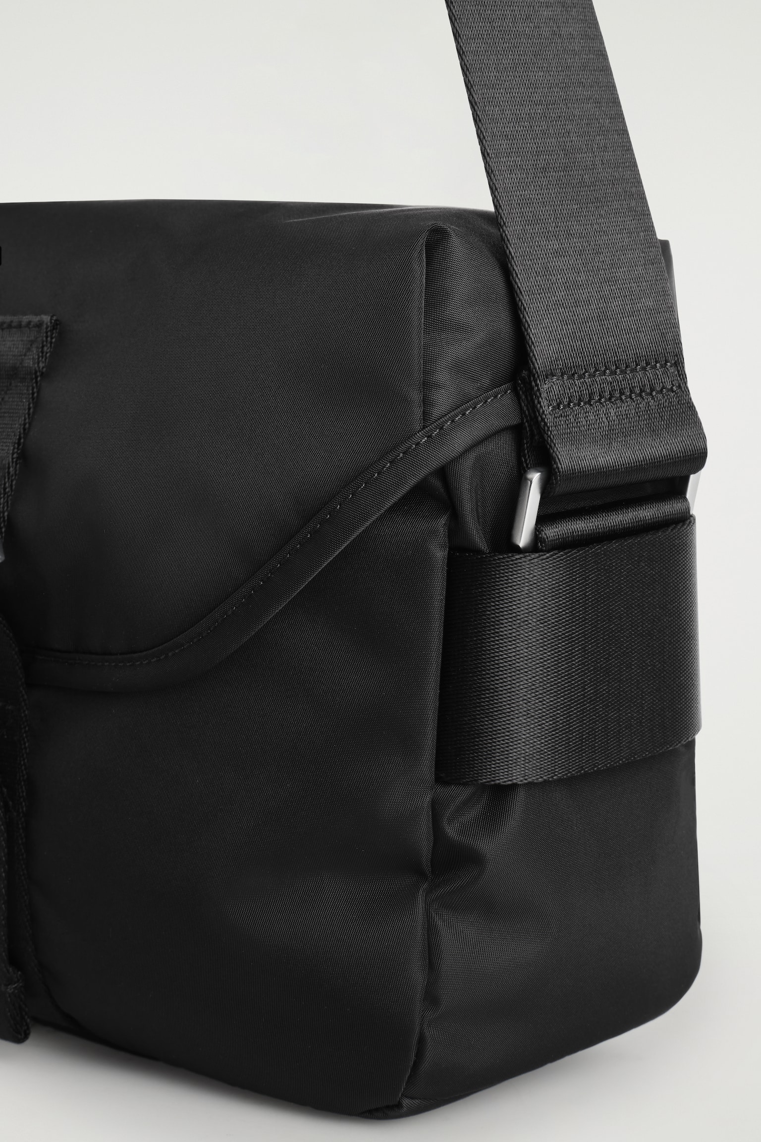 SAC BANDOULIÈRE PURSUIT - NYLON - NOIR - 3