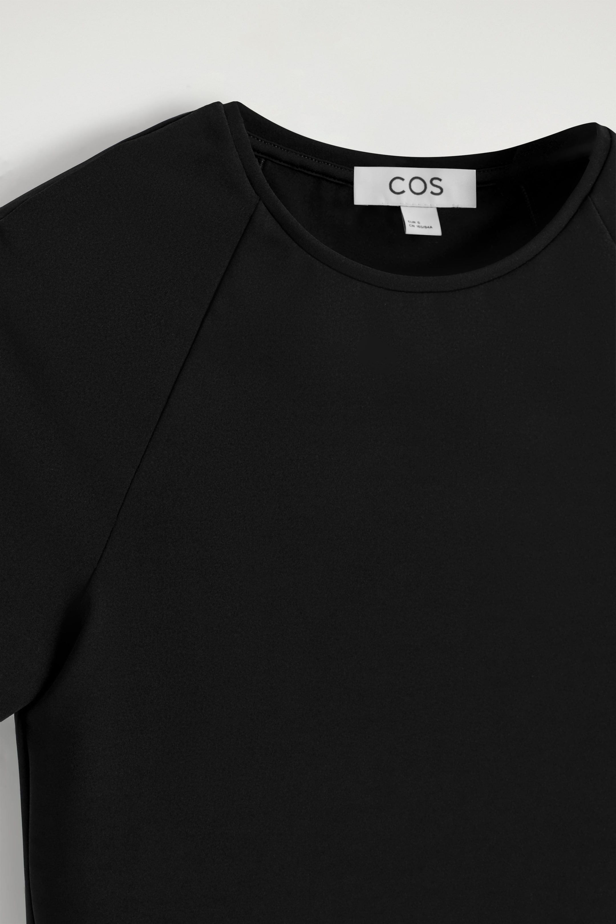 StillMedia/DescriptiveDetail