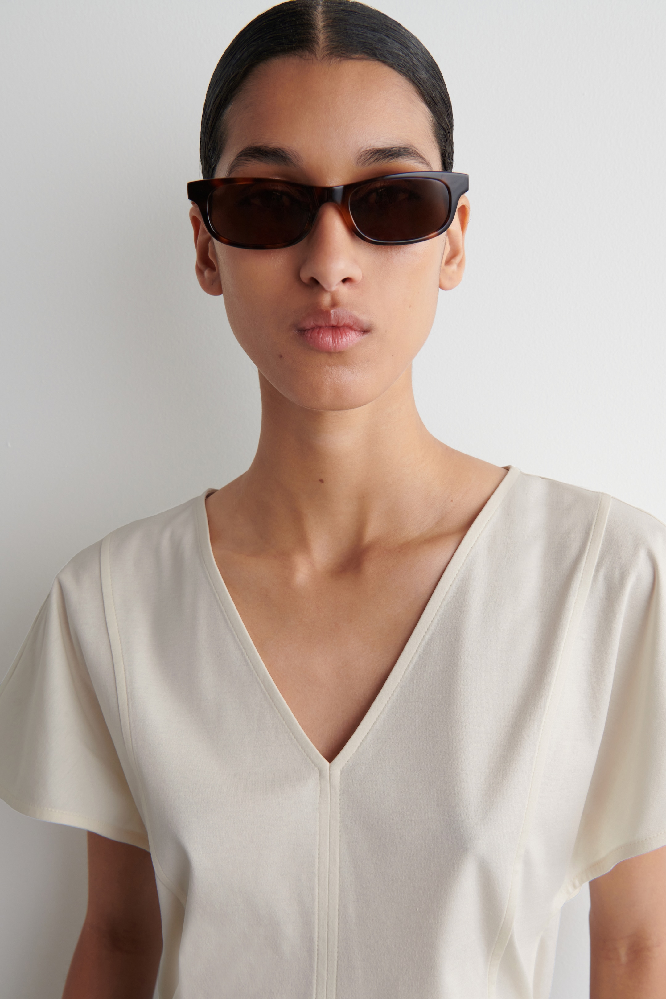 View larger image: PETAL-SLEEVE COTTON TOP - IVORY - Ladies | H&M GB 5