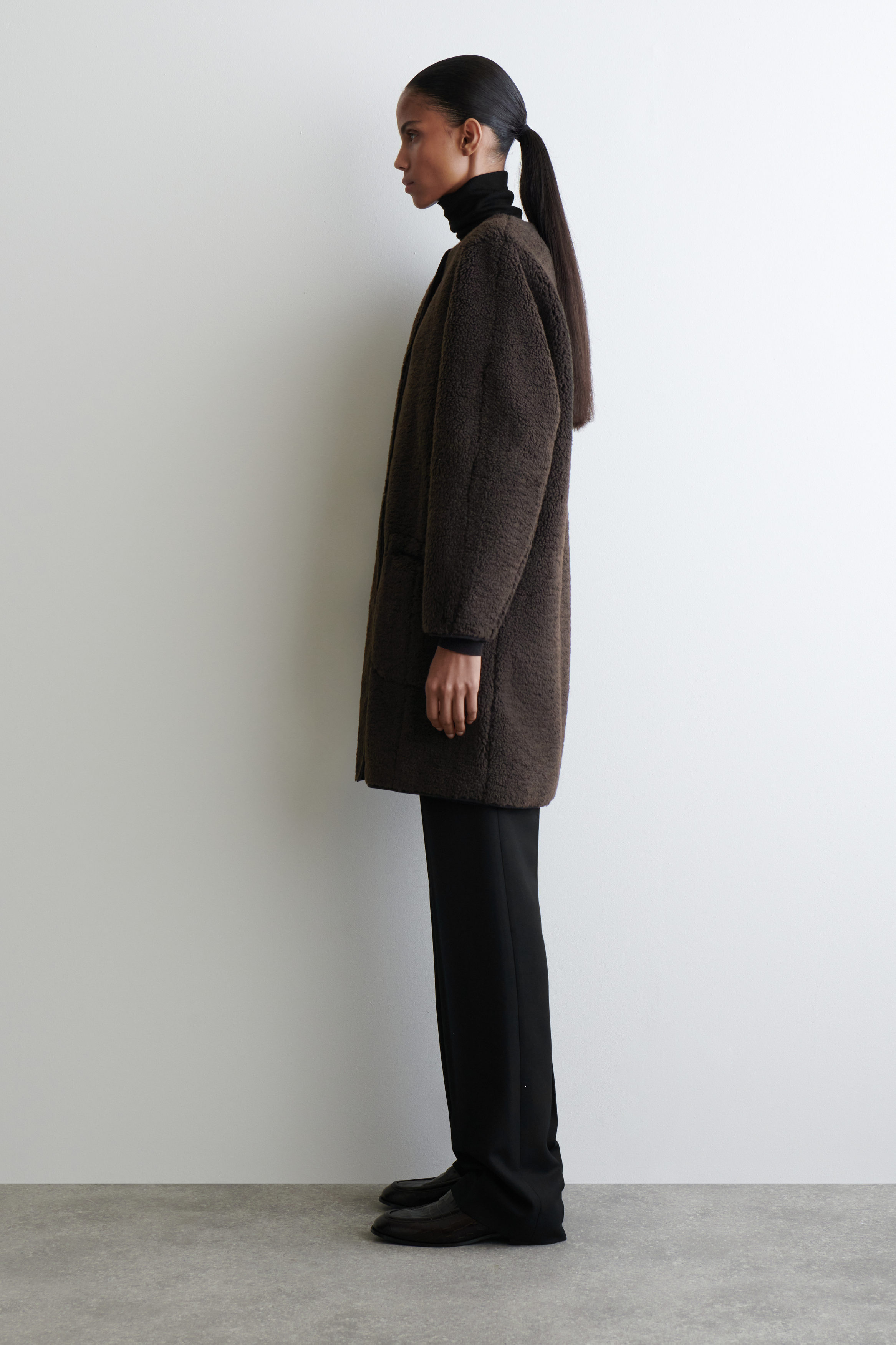 LONGLINE TEDDY JACKET - DARK BROWN | COS US