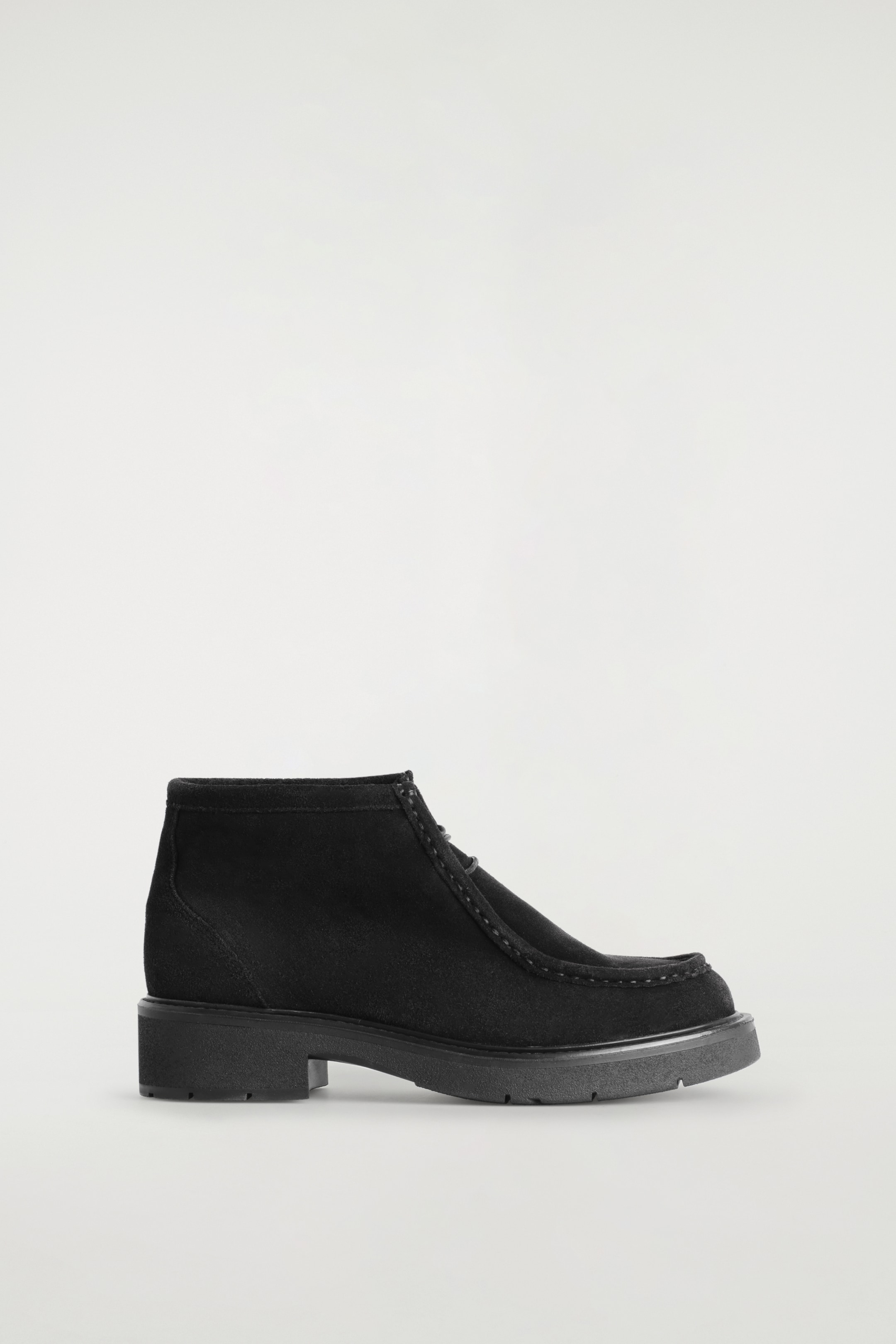 Visualizza immagine più grande: STIVALETTI IN PELLE SCAMOSCIATA CON LACCI - NERO - DONNA | H&M IT 4
