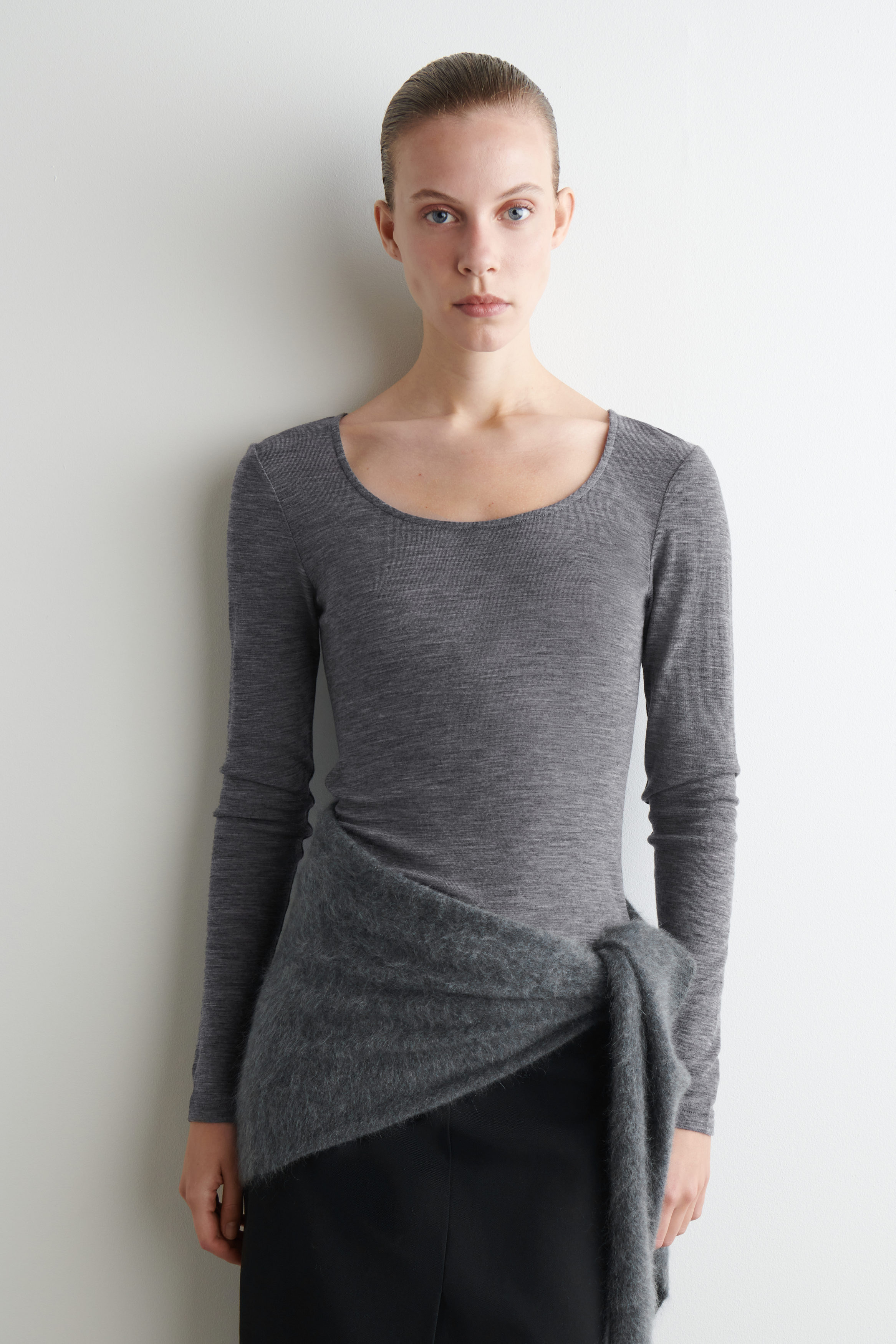 新品未使用タグ付き MARNO Chloe knit tops Chloe knit tops – MARNO