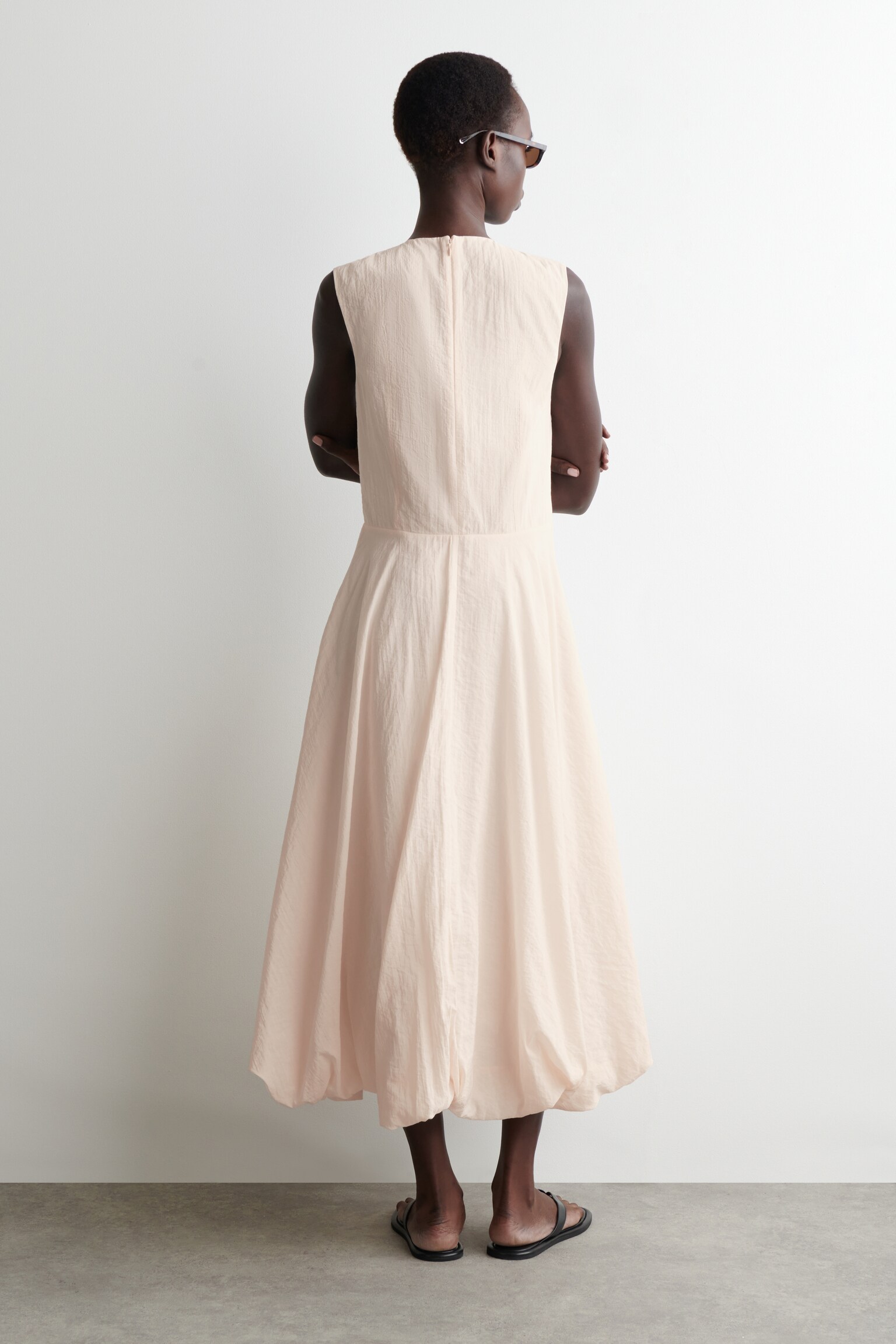 VESTIDO MIDI GLOBO SIN MANGAS - ROSA CLARO/AZUL MARINO/NARANJA - 7