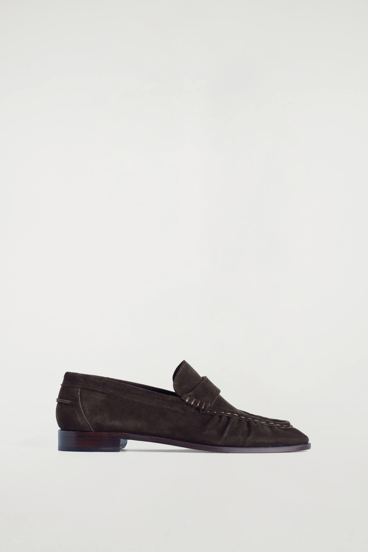 LEATHER MOCASSIN LOAFERS - חום - 1
