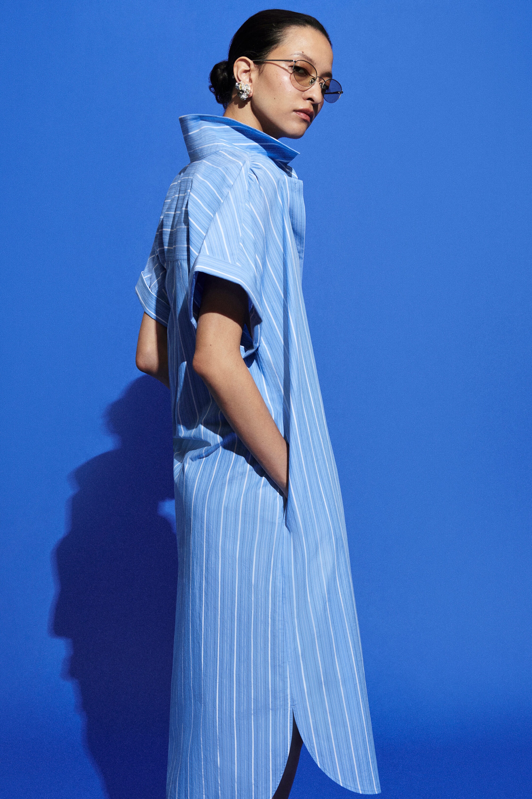 STRIPED SHORT-SLEEVED COTTON SHIRT DRESS