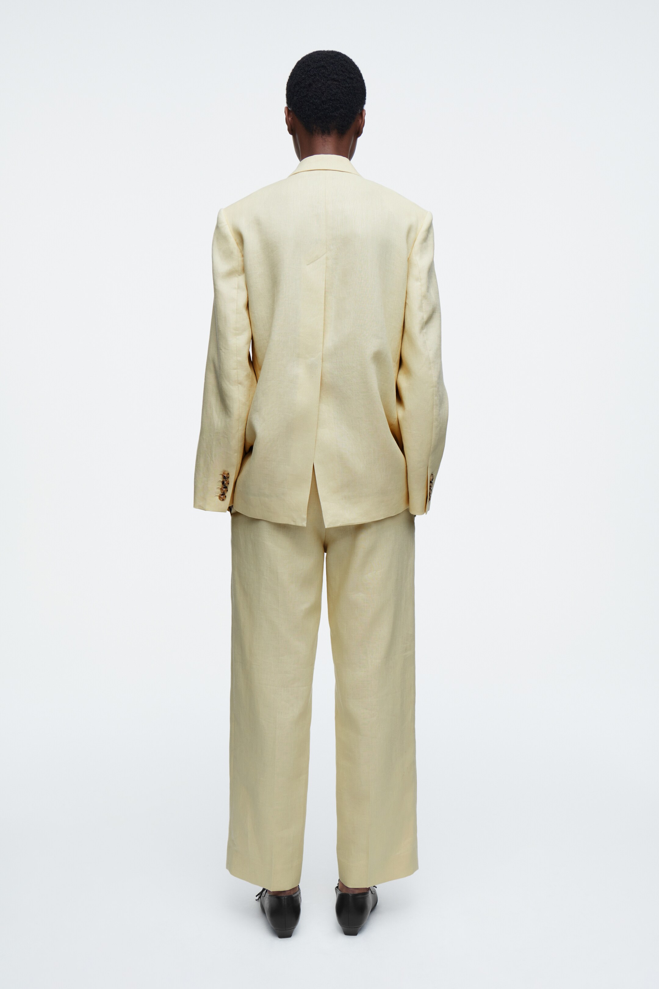 Agrandir l'image: PANTALON SLIM EN LIN - JAUNE BEURRE - FEMME | H&M CH 3
