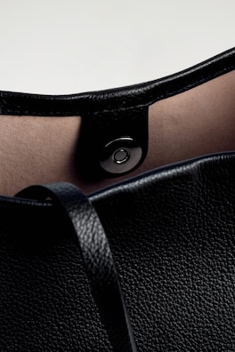 PARADIGM MICRO TOTE BAG - LEATHER — BLACK 4
