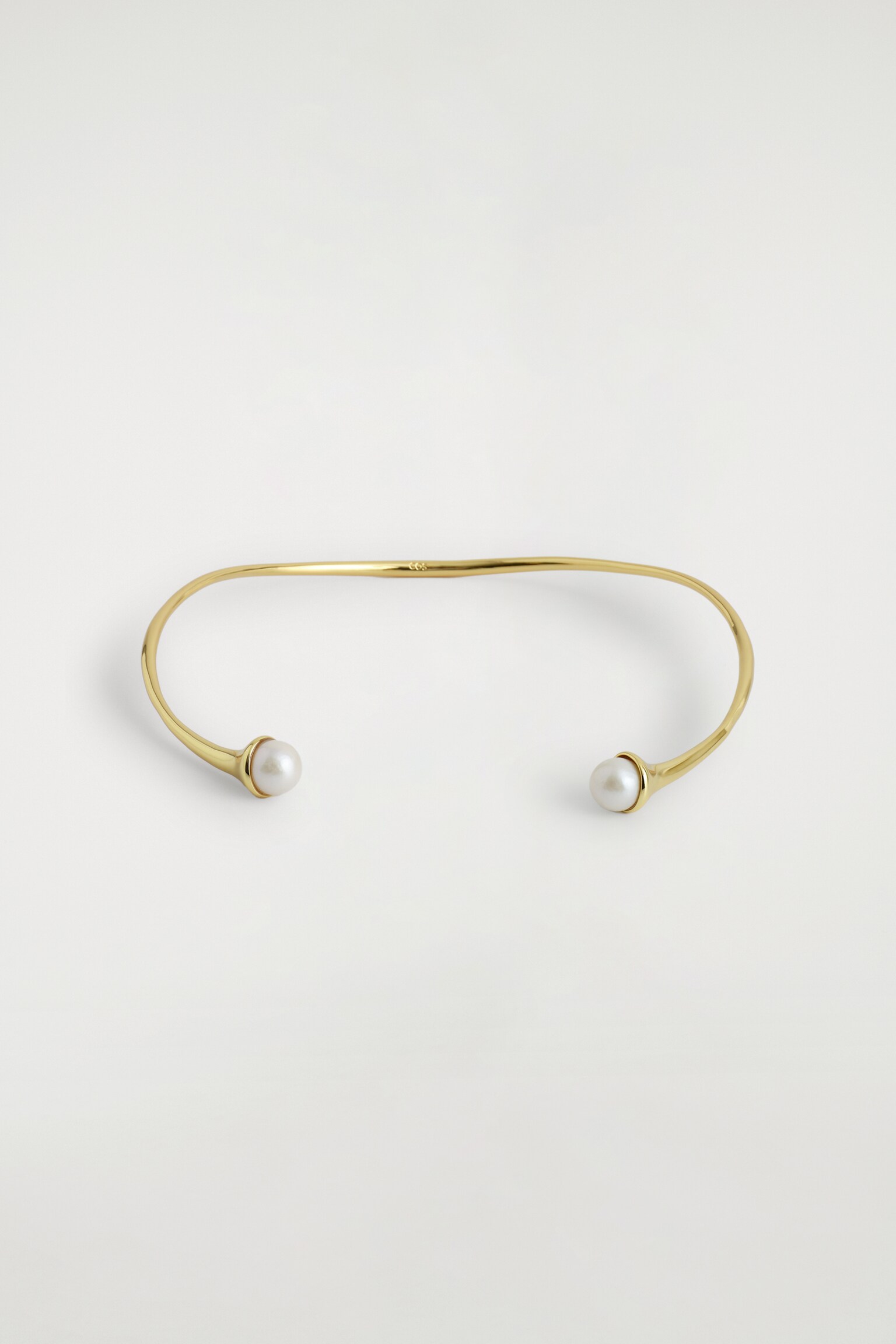 COLLAR CURVADO CON PERLAS - DORADO - 3