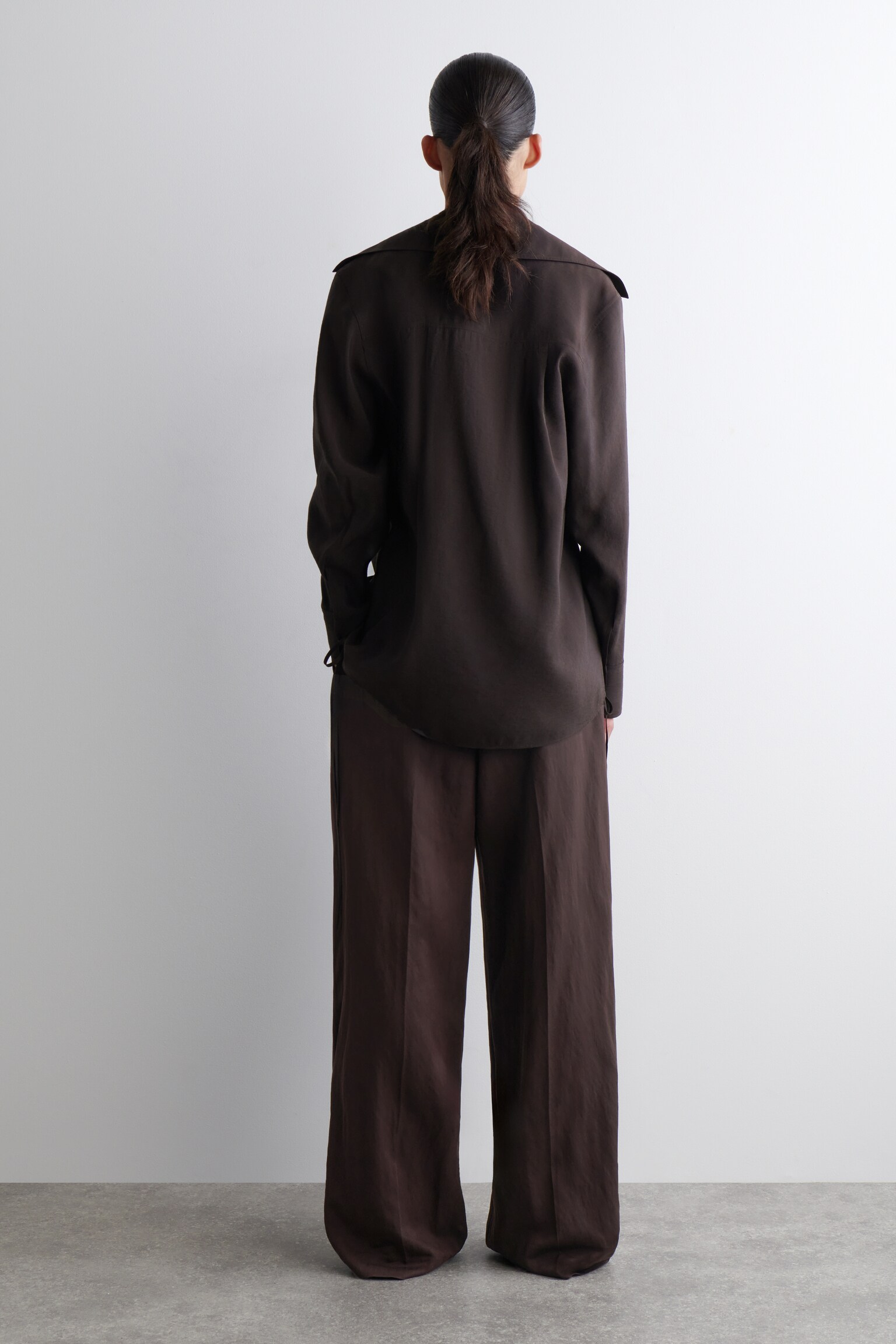 BLUSA IN MODAL CON COLLETTO AMPIO - MARRONE SCURO/ÉCRU - 7