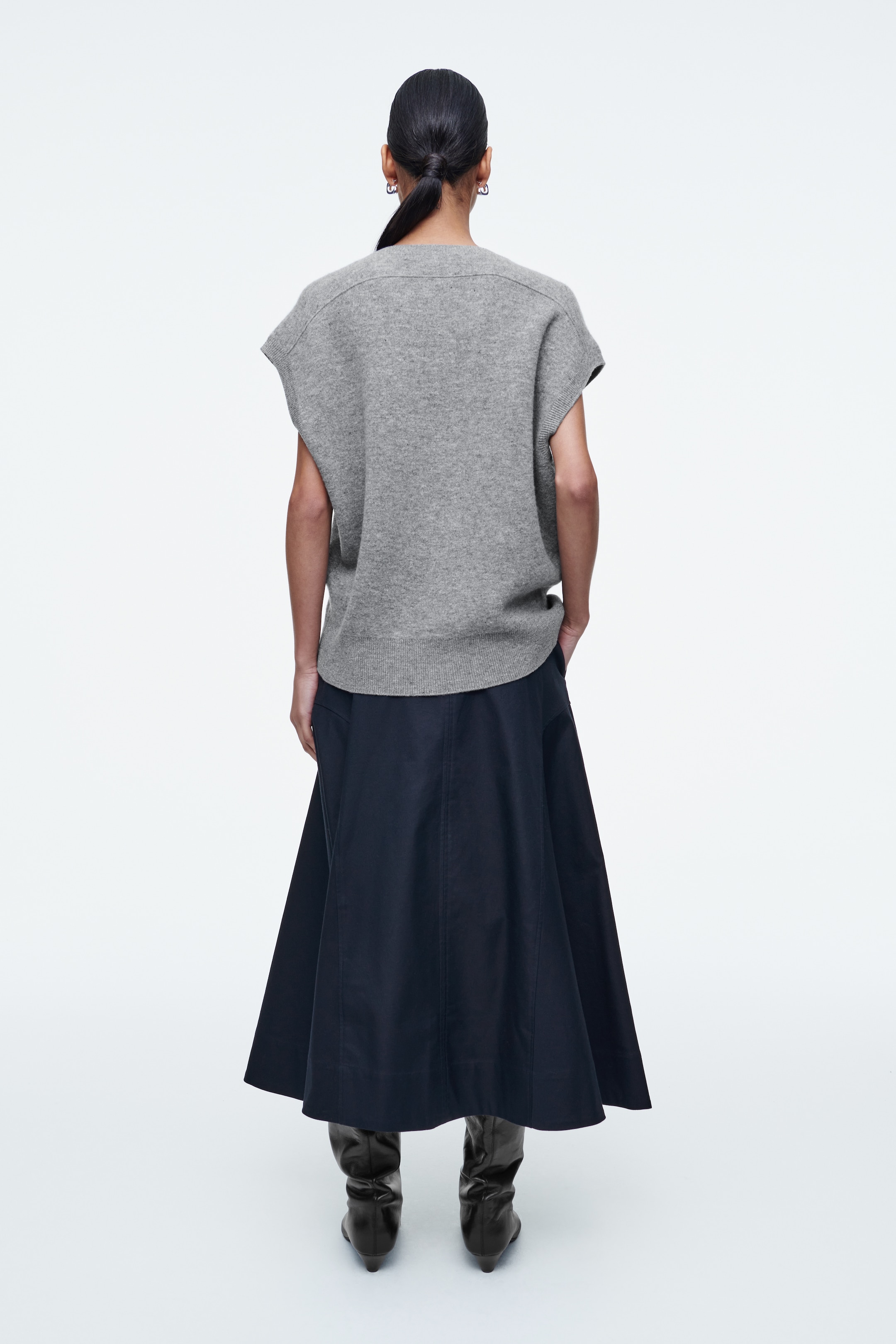 Visualizza immagine più grande: GONNA MIDI ARROTONDATA - BLU NAVY - DONNA | H&M IT 3