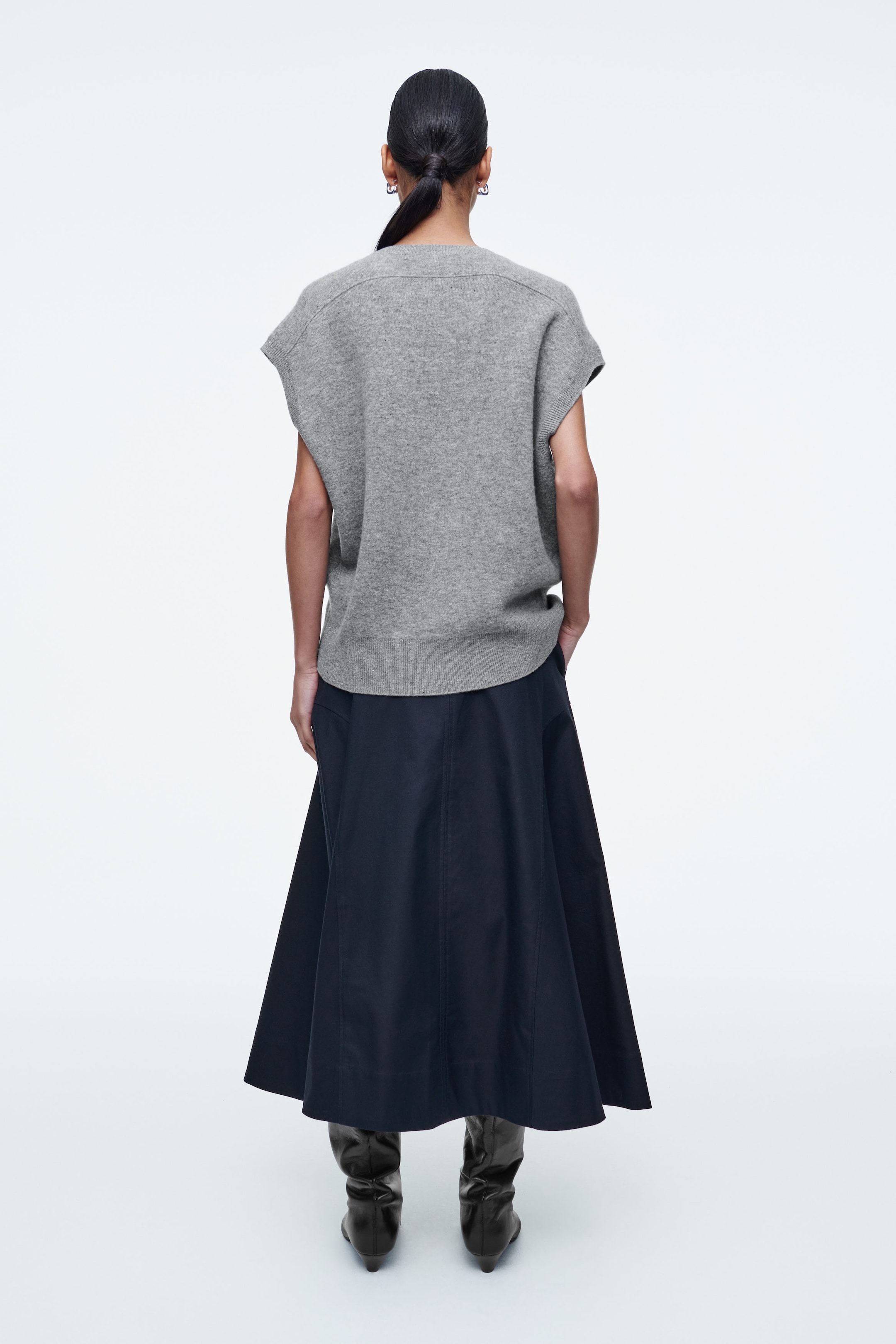 FALDA MIDI REDONDEADA
