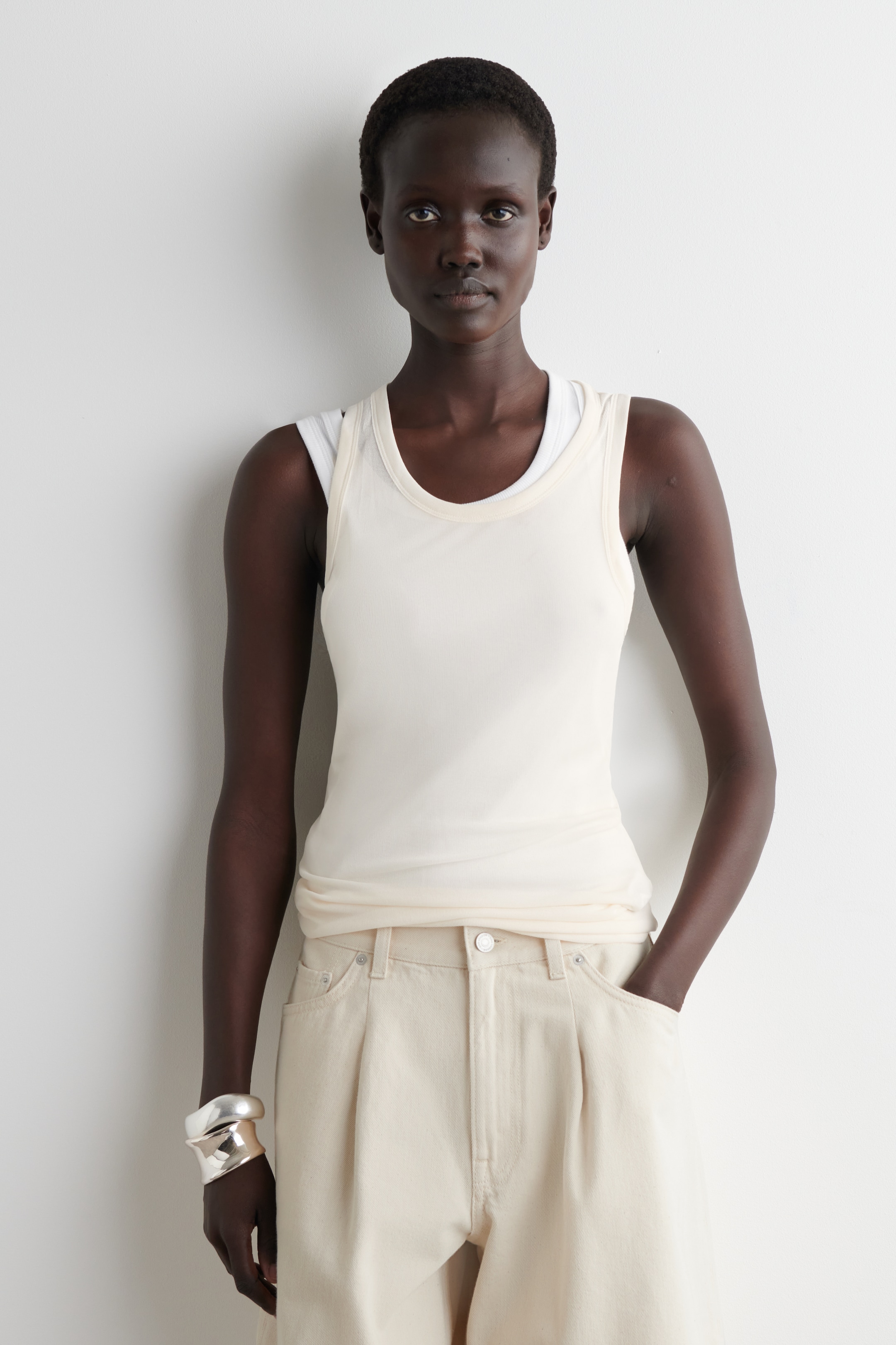 Ingrandisci l'immagine: RIBBED SILK TANK TOP - WHITE - DONNA | H&M CH 1