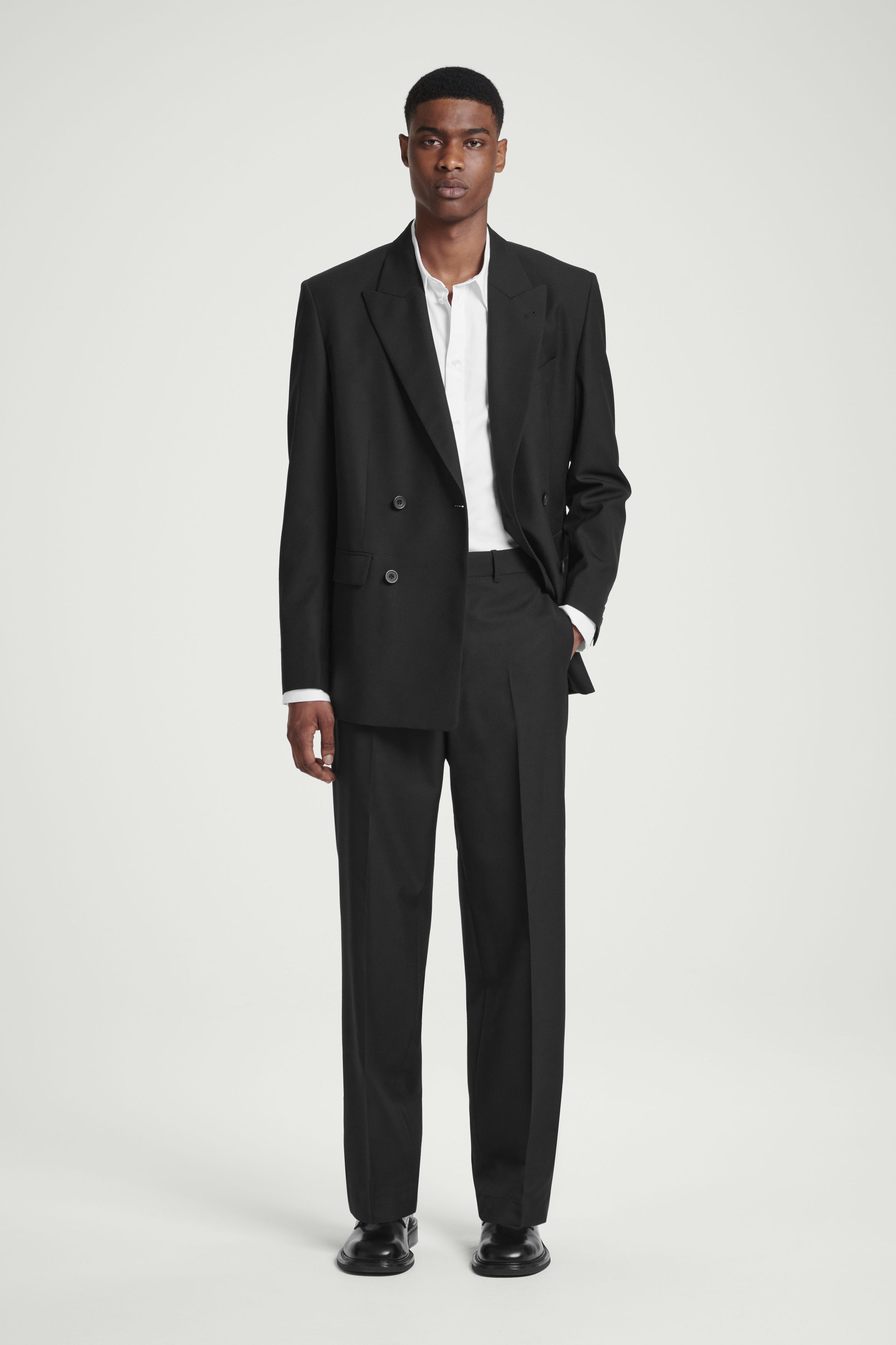 今 話題 の 人気 商品 WOOL-HOPSACK RELAXED STRAIGHT-LEG COS | BLACK - PANTS スーツ