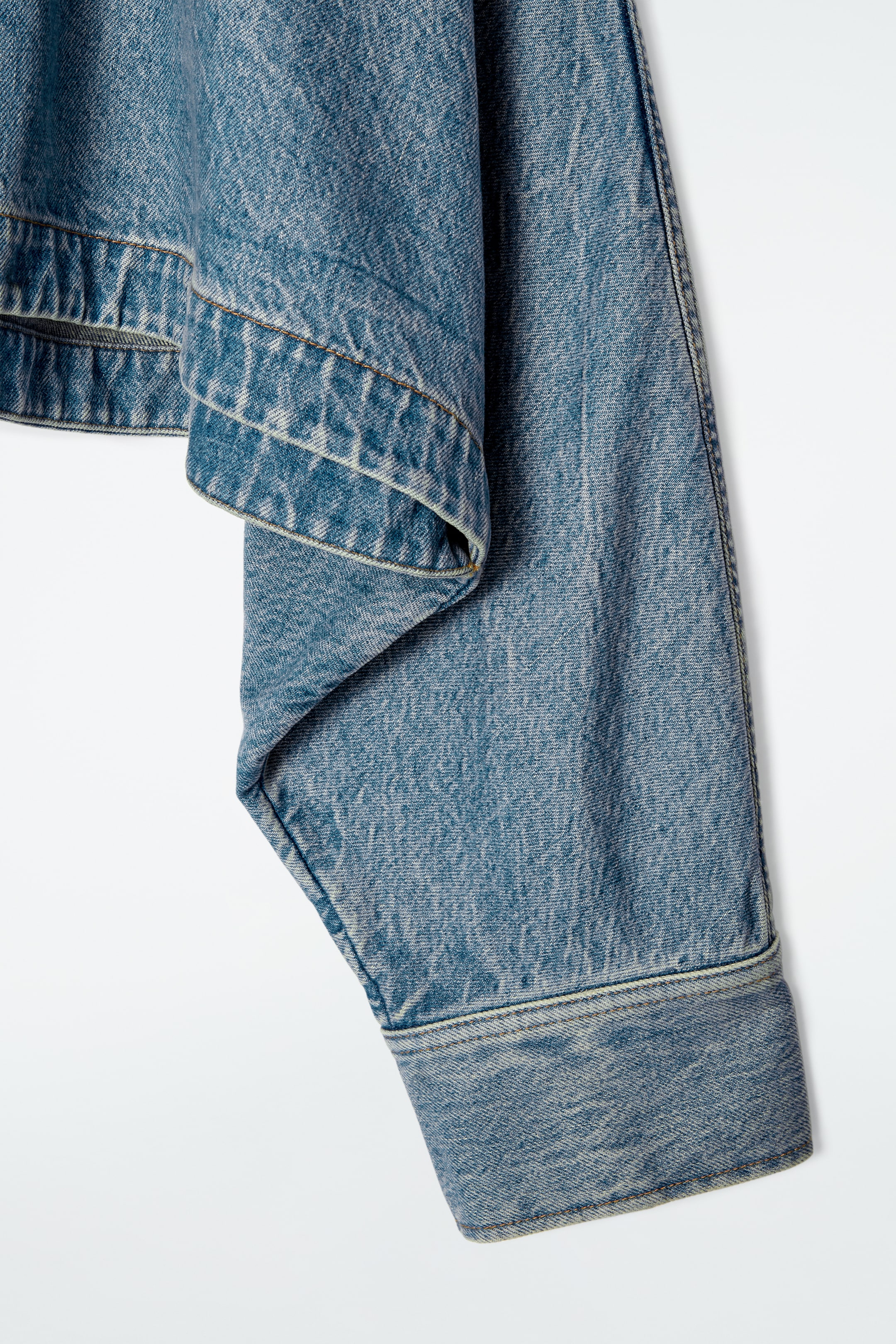 Agrandir l'image: VESTE COURTE DENIM - BLEU CIEL - FEMME | H&M BE 7