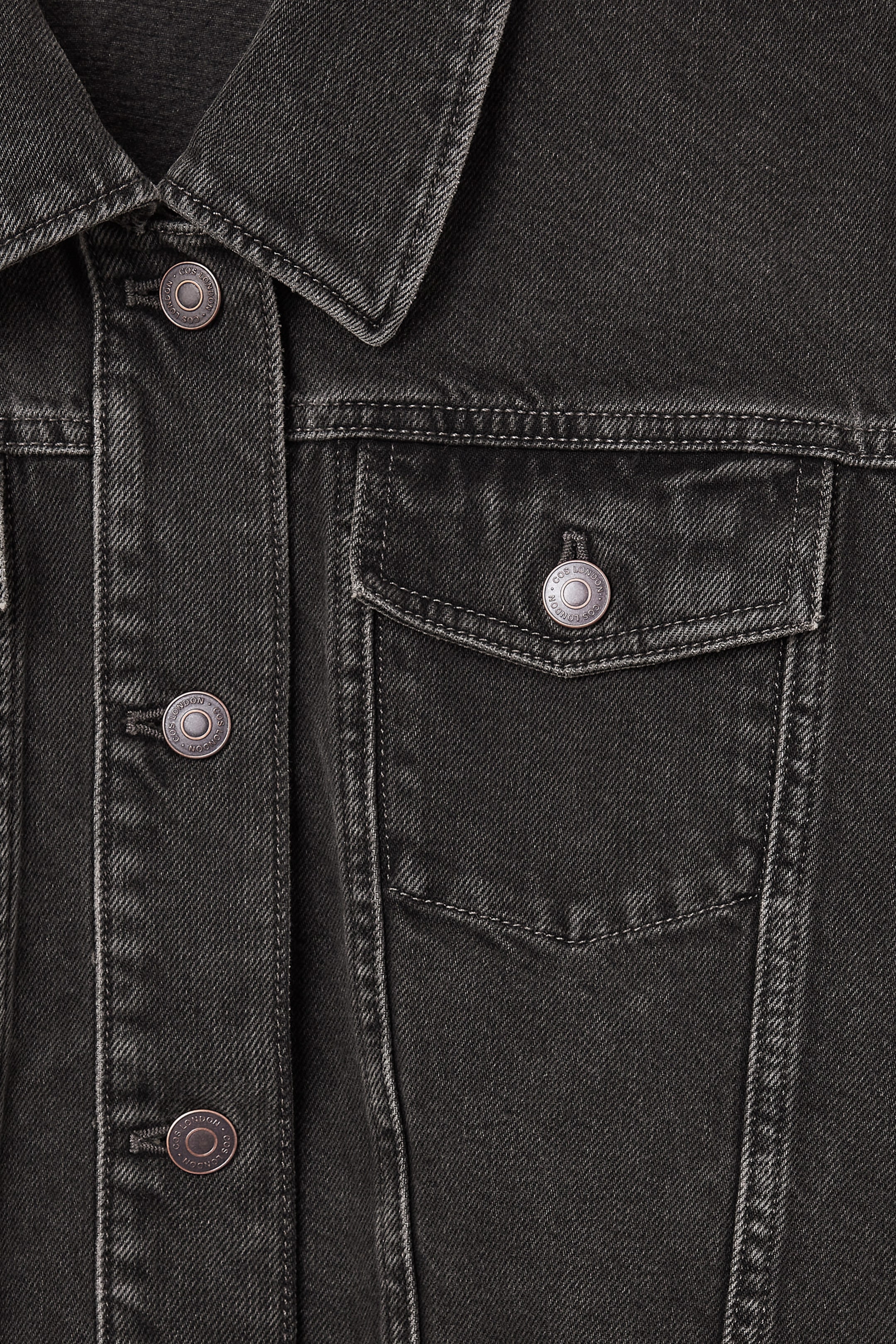 StillMedia/DescriptiveDetail