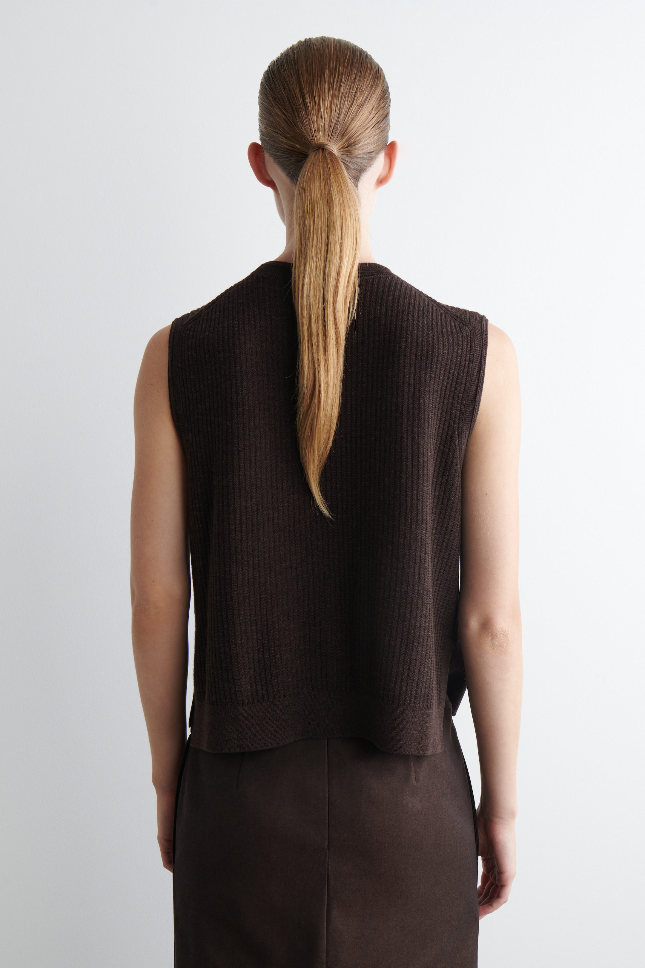 RIBBED MERINO WOOL-BLEND VEST