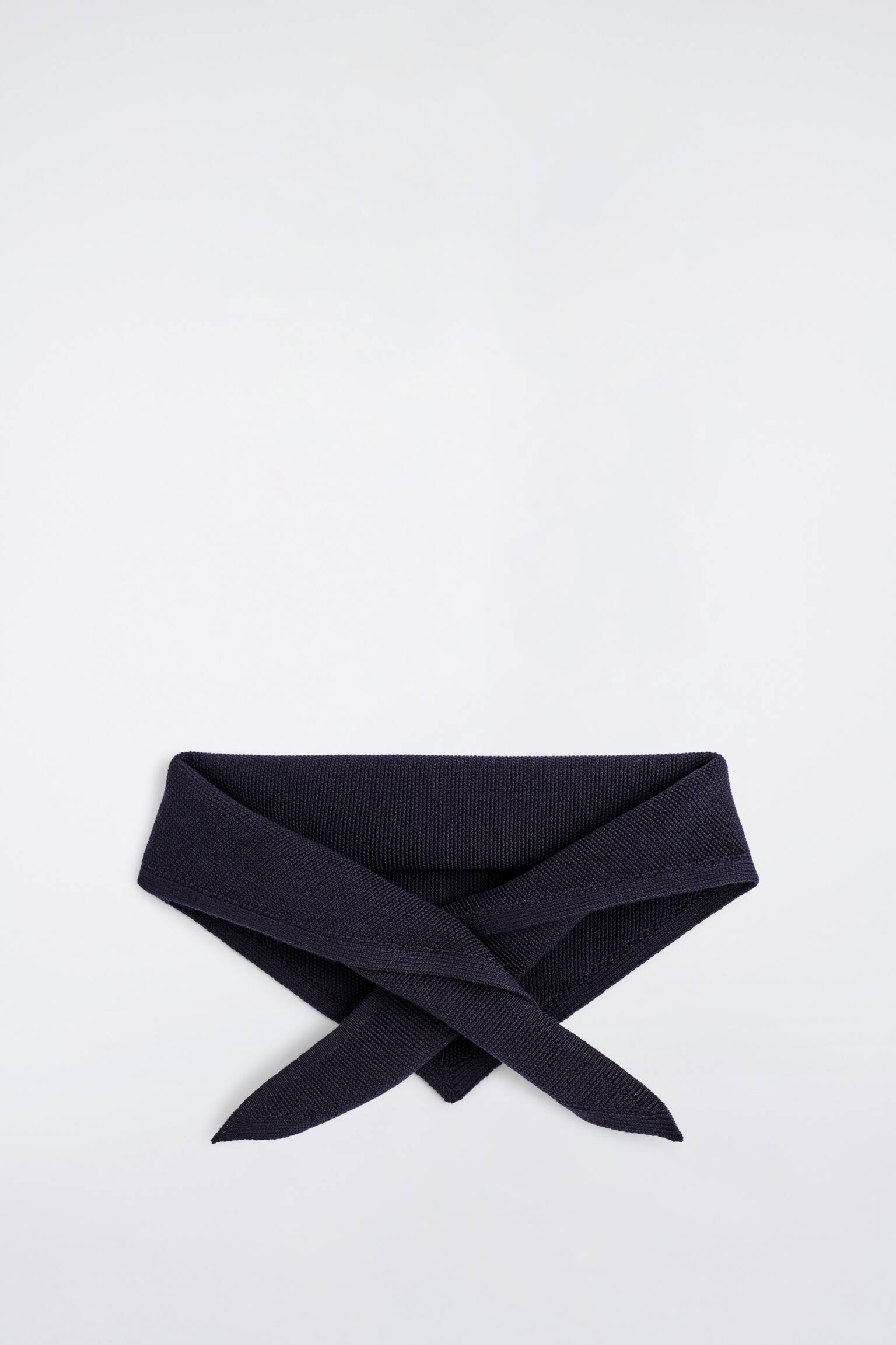 TEXTURED MERINO WOOL SCARF - כחול נייבי - 1