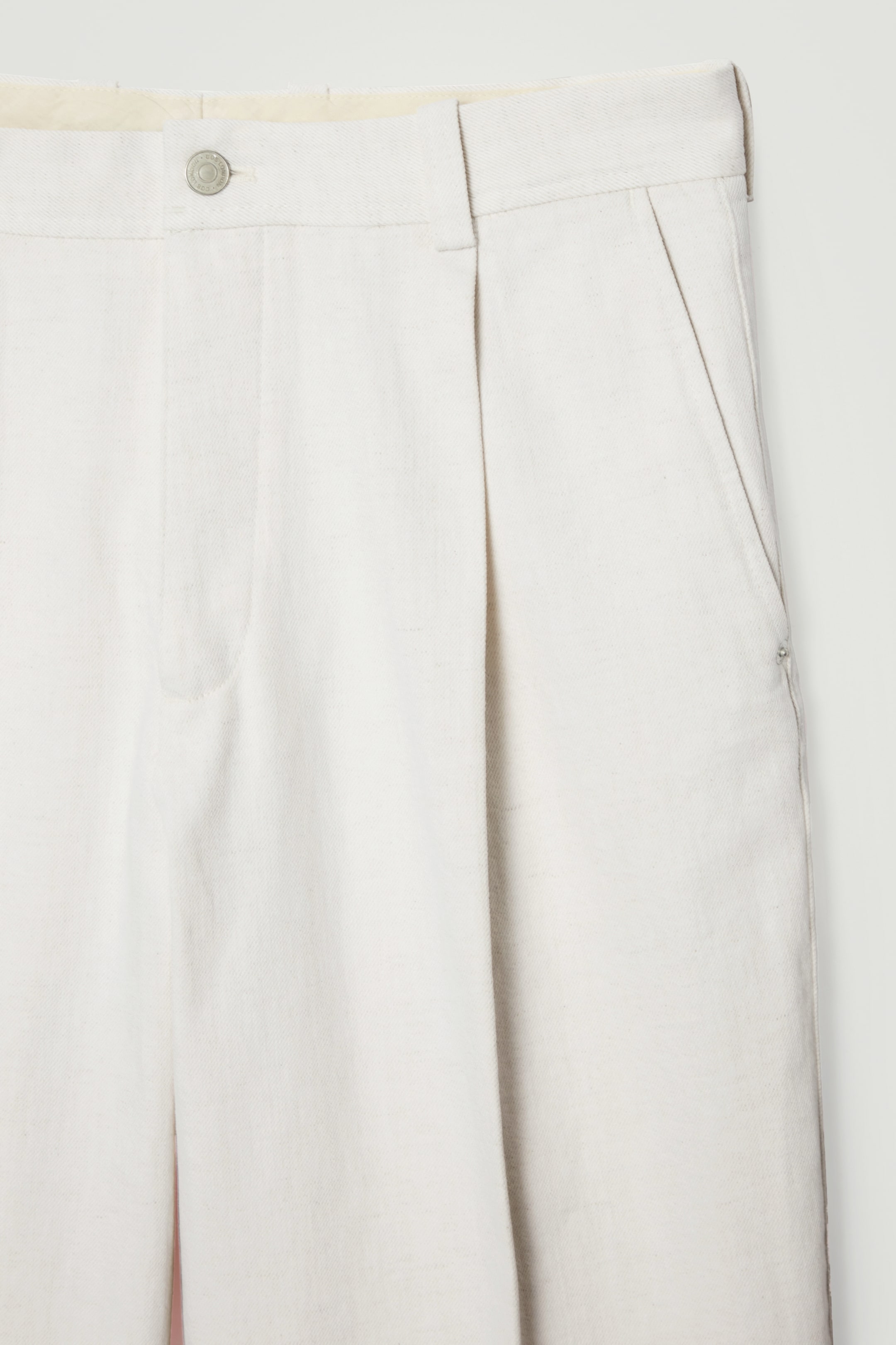View larger image: PLEATED WIDE-LEG DENIM TROUSERS - WHITE - Men | H&M GB 2