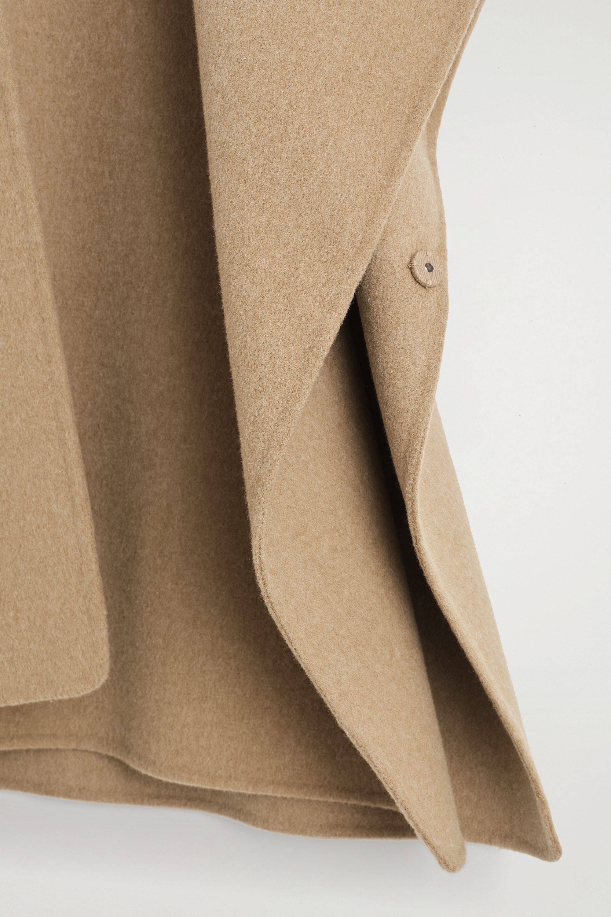 DOUBLE-FACED WOOL SCARF CAPE - BEIGE | COS