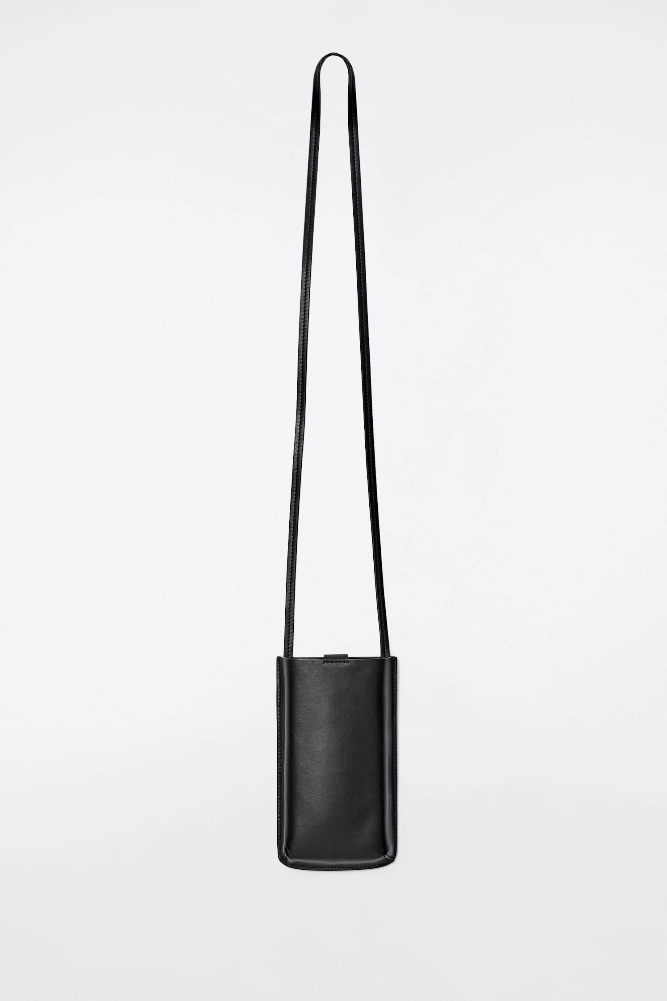 Ingrandisci l'immagine: CROSSBODY PHONE POUCH - LEATHER - BLACK - DONNA | H&M CH 2