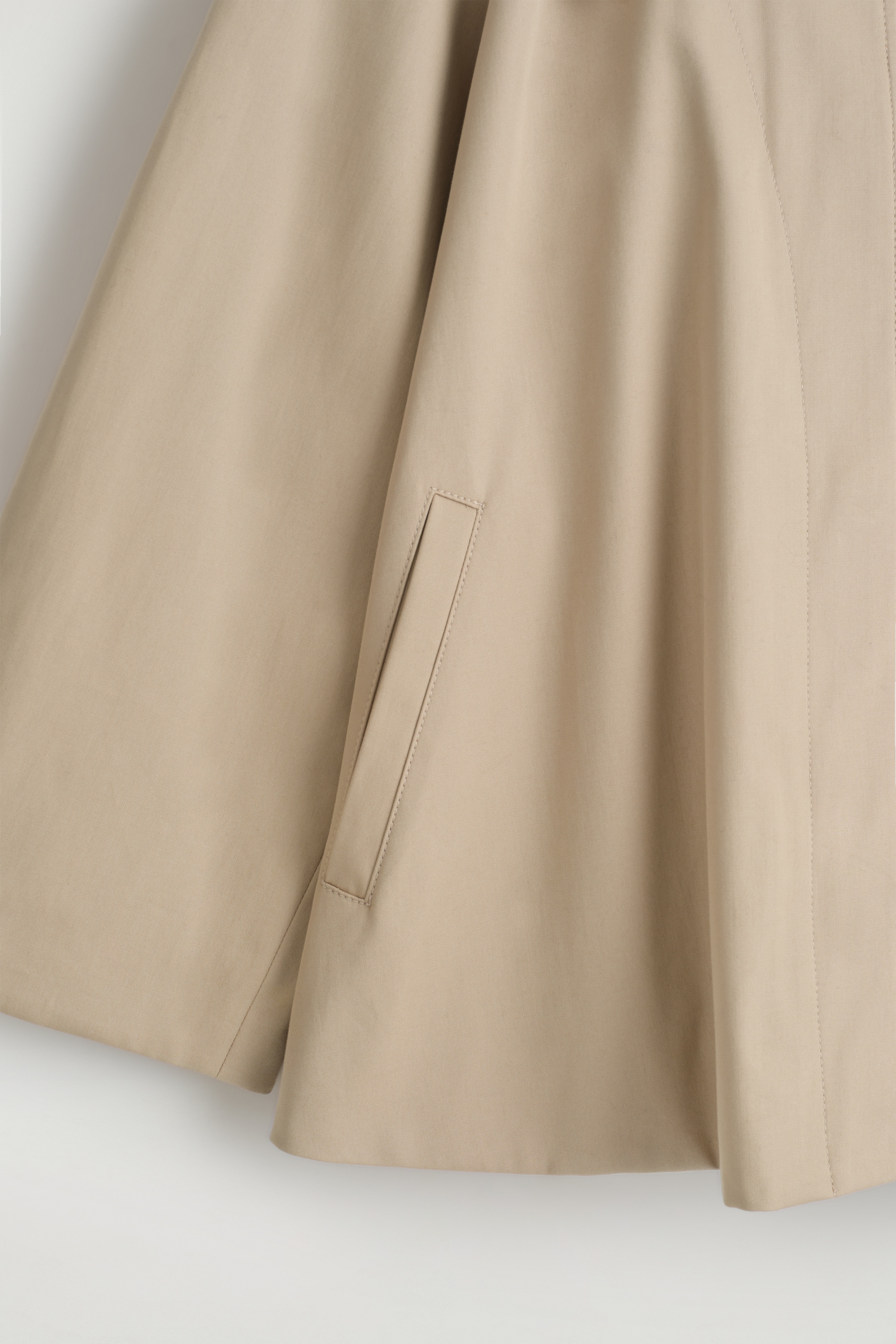 Grösseres Bild ansehen: TRENCHCOAT IN A-LINIE - BEIGE - DAMEN | H&M CH 8