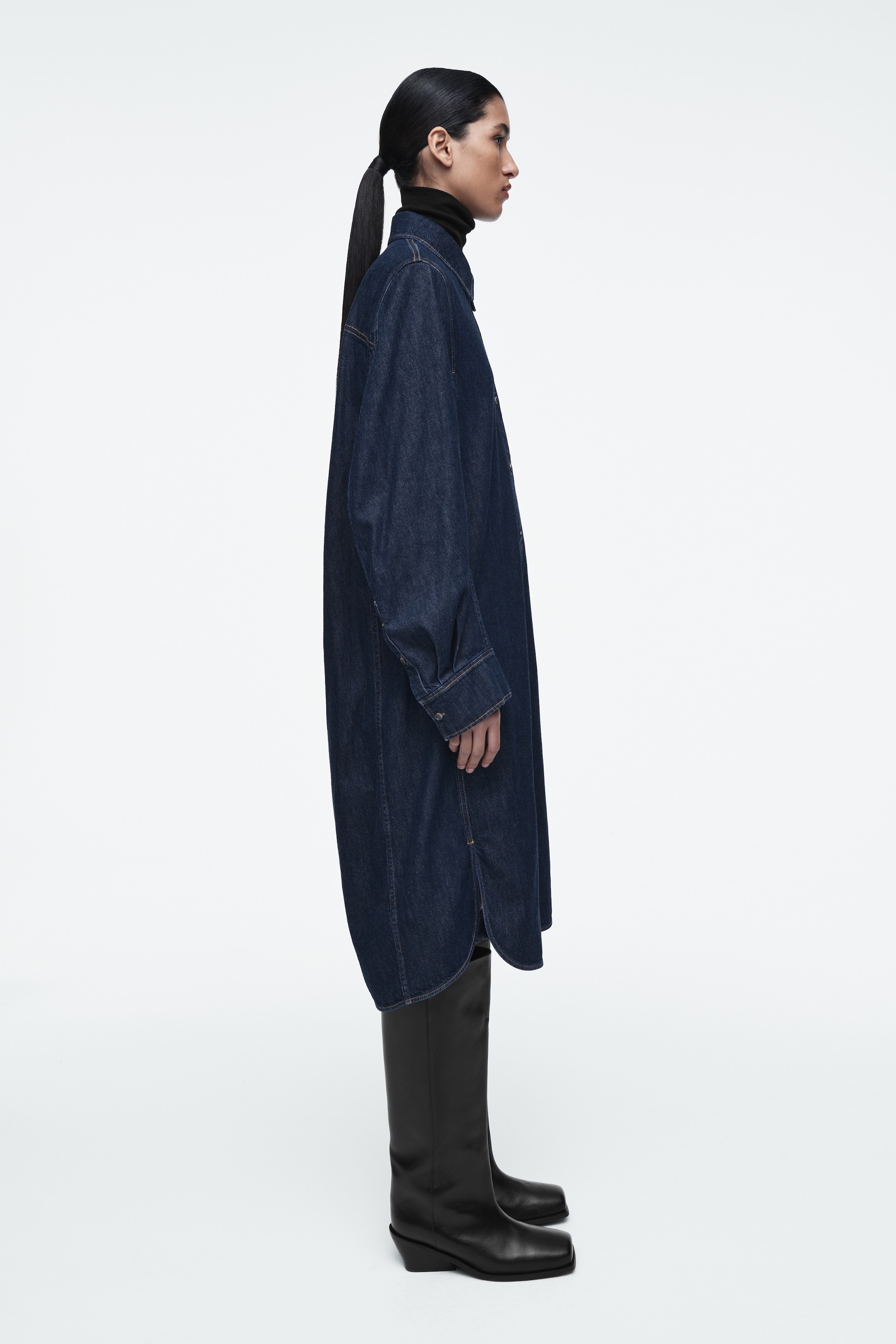 Agrandir l'image: ROBE-CHEMISE MIDI DENIM - INDIGO FONCÉ - FEMME | H&M CH 4