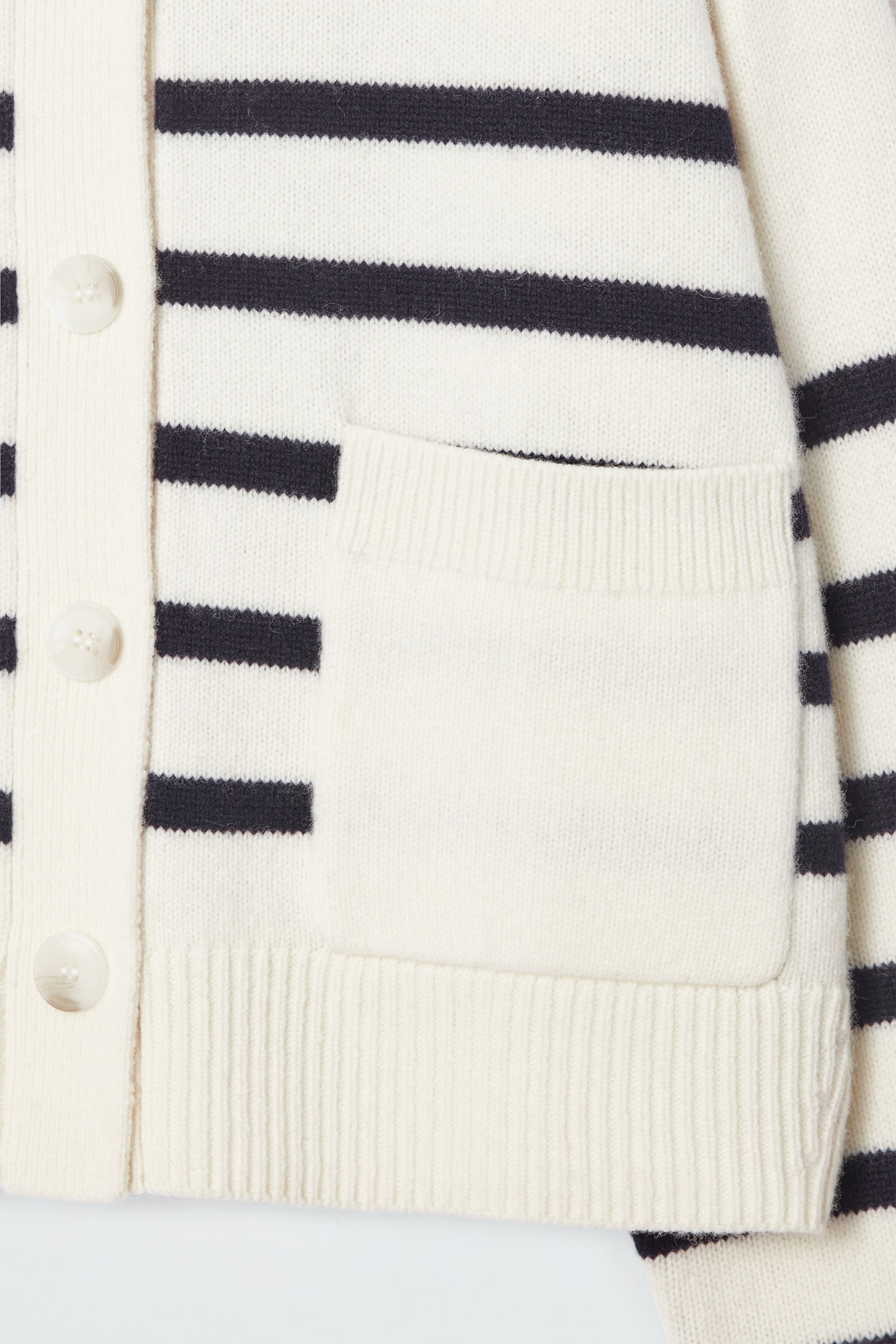 Zobacz większy obraz: WOOL CREW-NECK CARDIGAN - BIAŁY / PASKI - ONA | H&M PL 2
