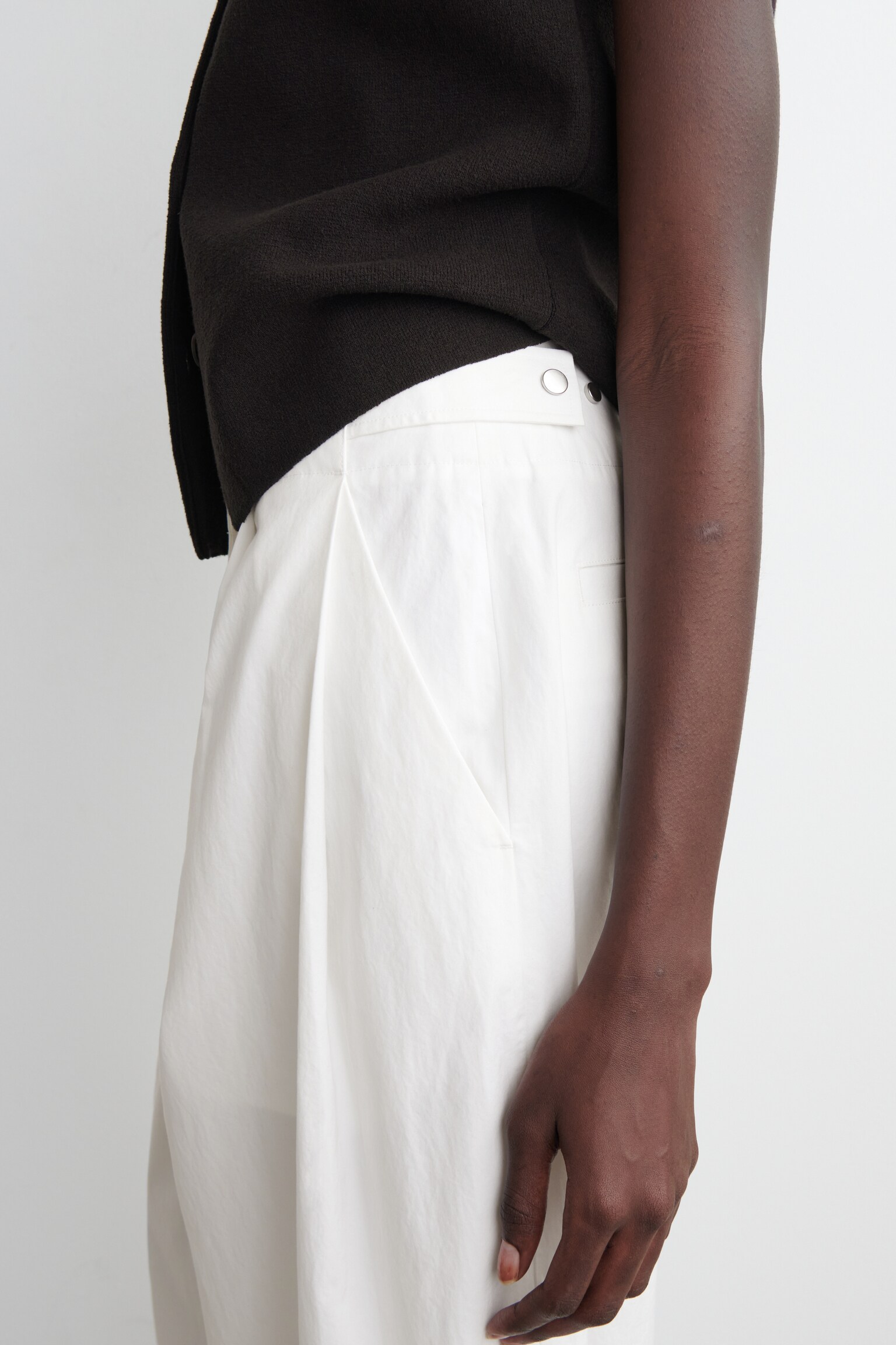 PANTALON COURT BARREL EN COTON - BLANC/BRUN - 4