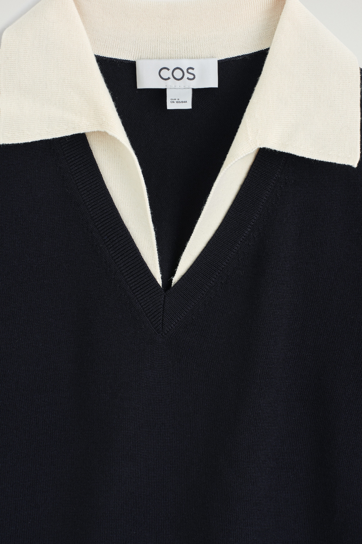 MERINO WOOL LAYERED POLO SHIRT — NAVY / WHITE