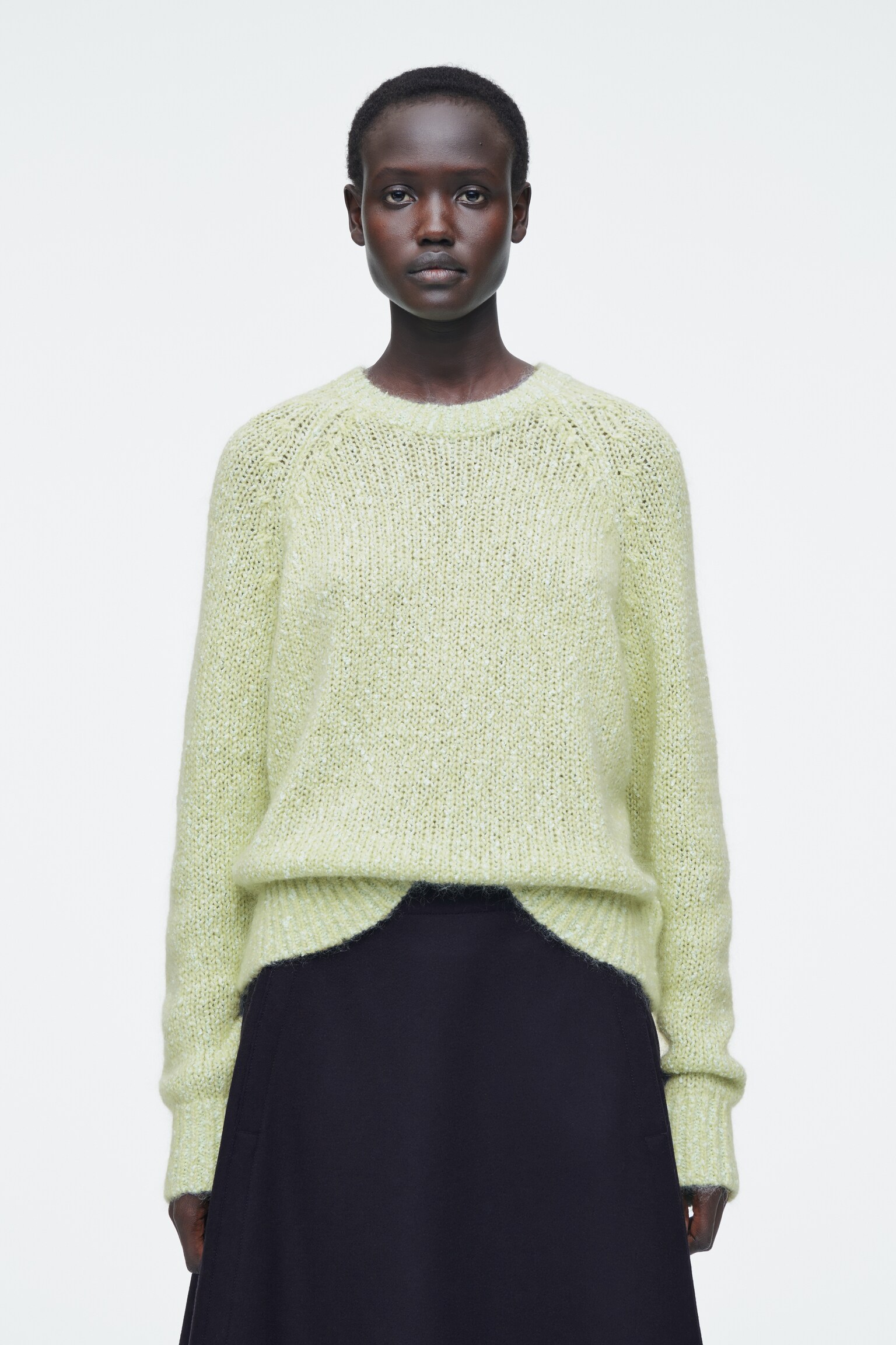 JERSEY MOTEADO EN MEZCLA DE MOHAIR - VERDE JASPEADO - 1