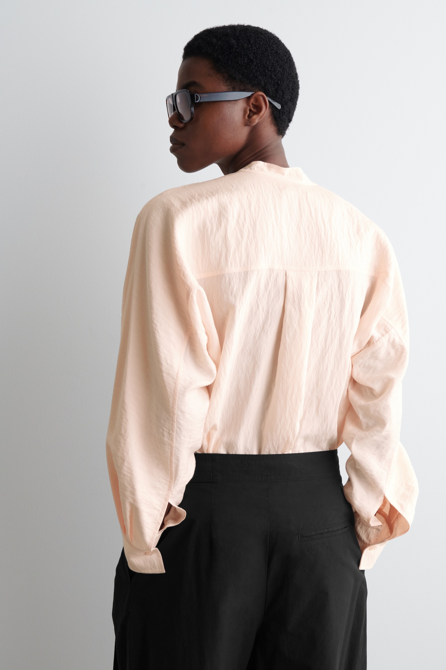BLUSA CON PANEL DRAPEADO - ALBARICOQUE - 5